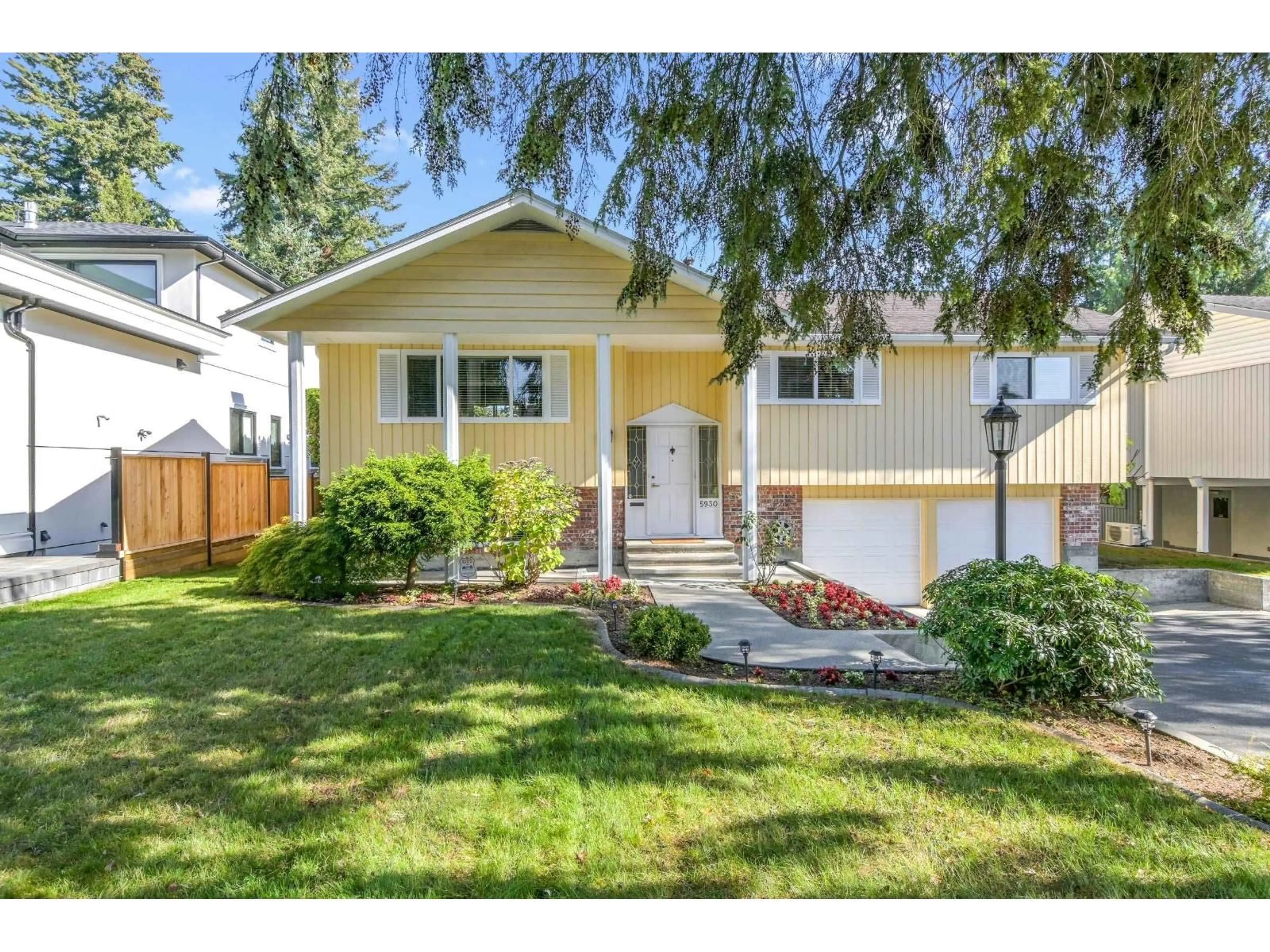Home with vinyl exterior material, street for 5930 135 STREET, Surrey British Columbia V3X1K9