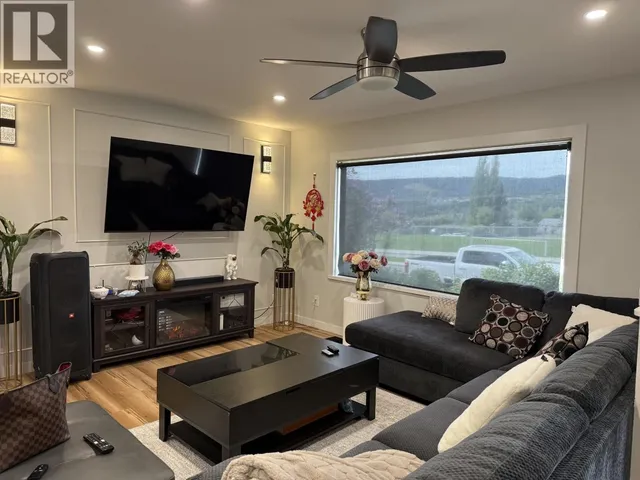 390 THIRD AVENUE, Williams Lake 4