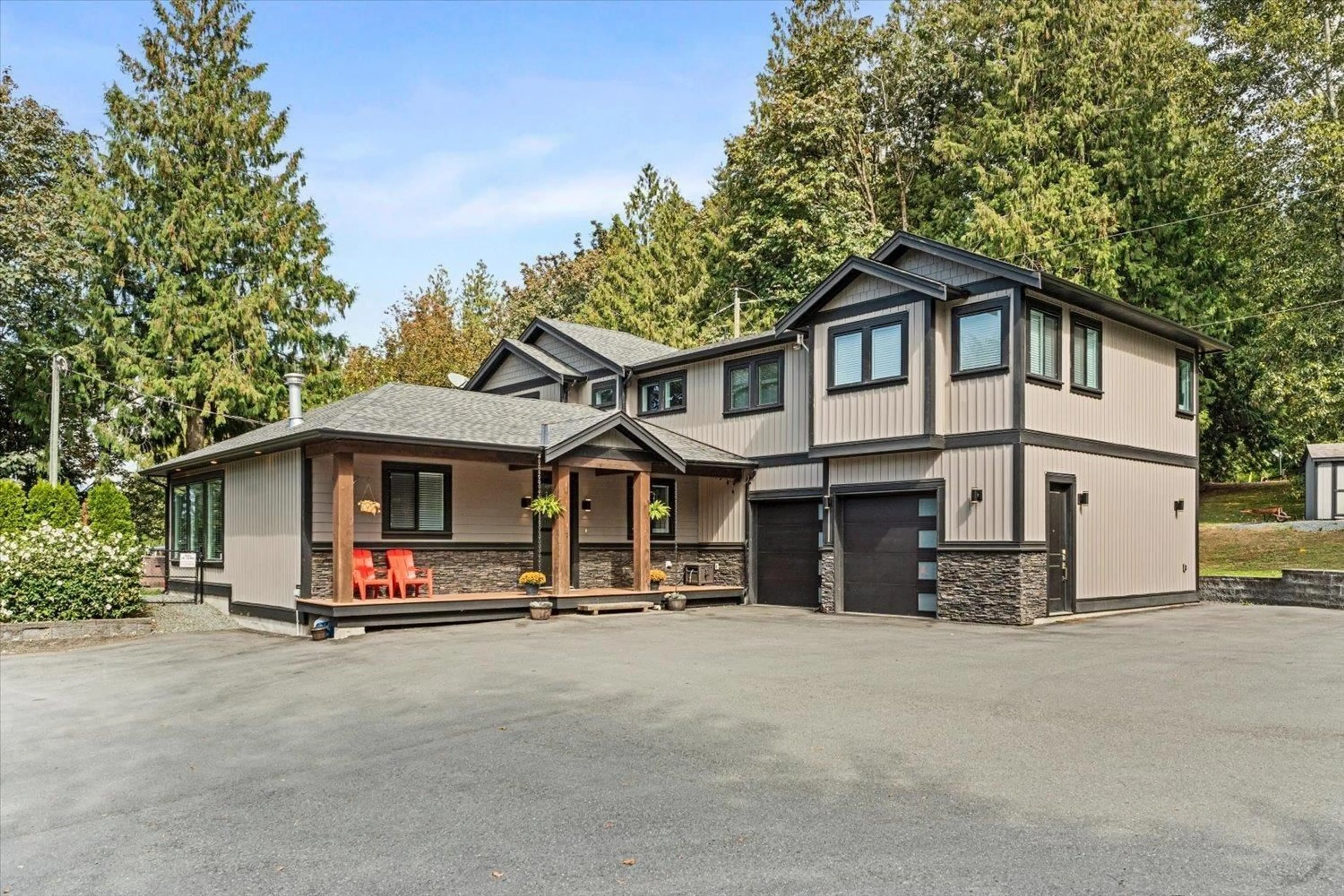 Home with vinyl exterior material, street for 41501 OLD YALE ROAD, Abbotsford British Columbia V3G2T1