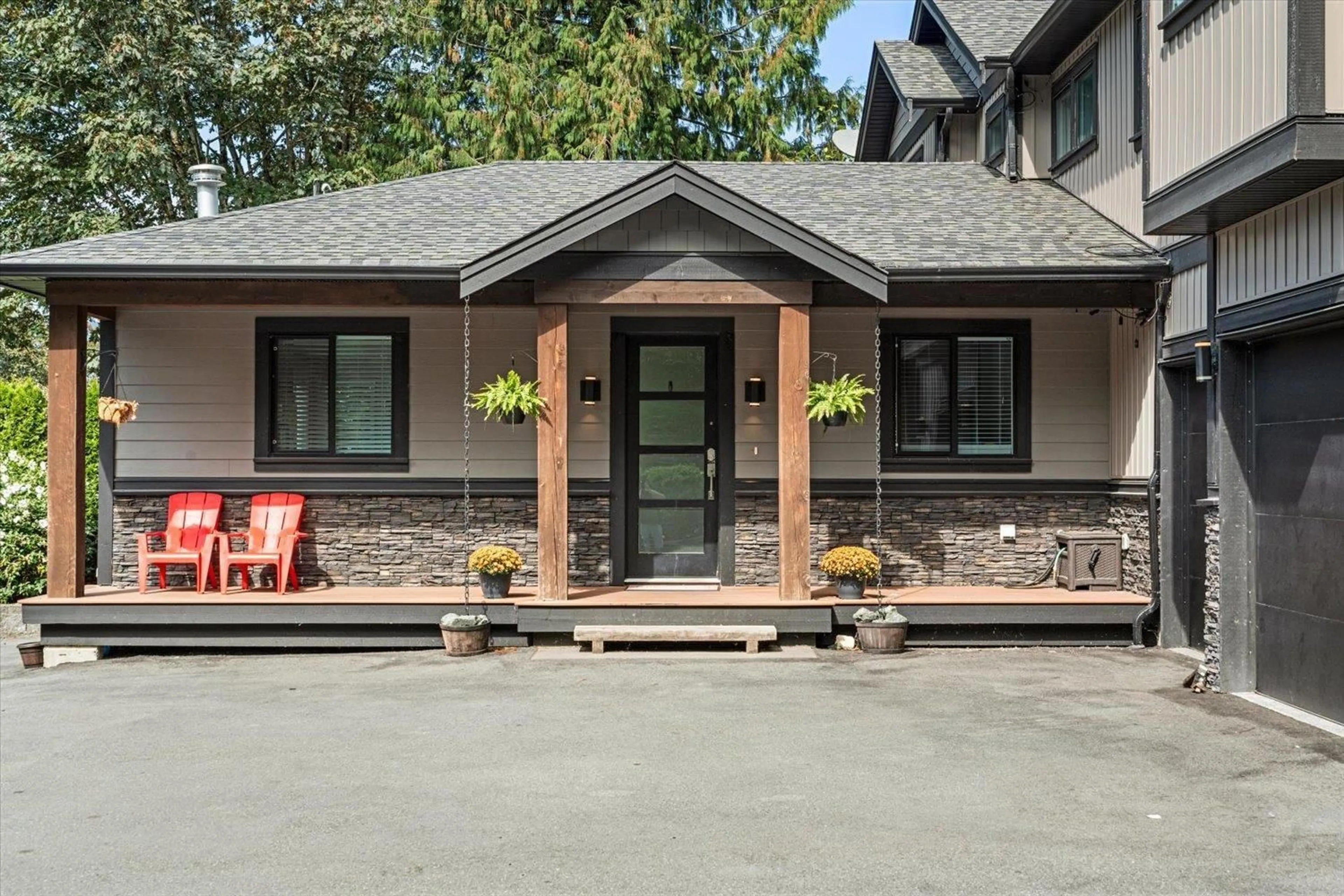 Home with brick exterior material, mountain view for 41501 OLD YALE ROAD, Abbotsford British Columbia V3G2T1