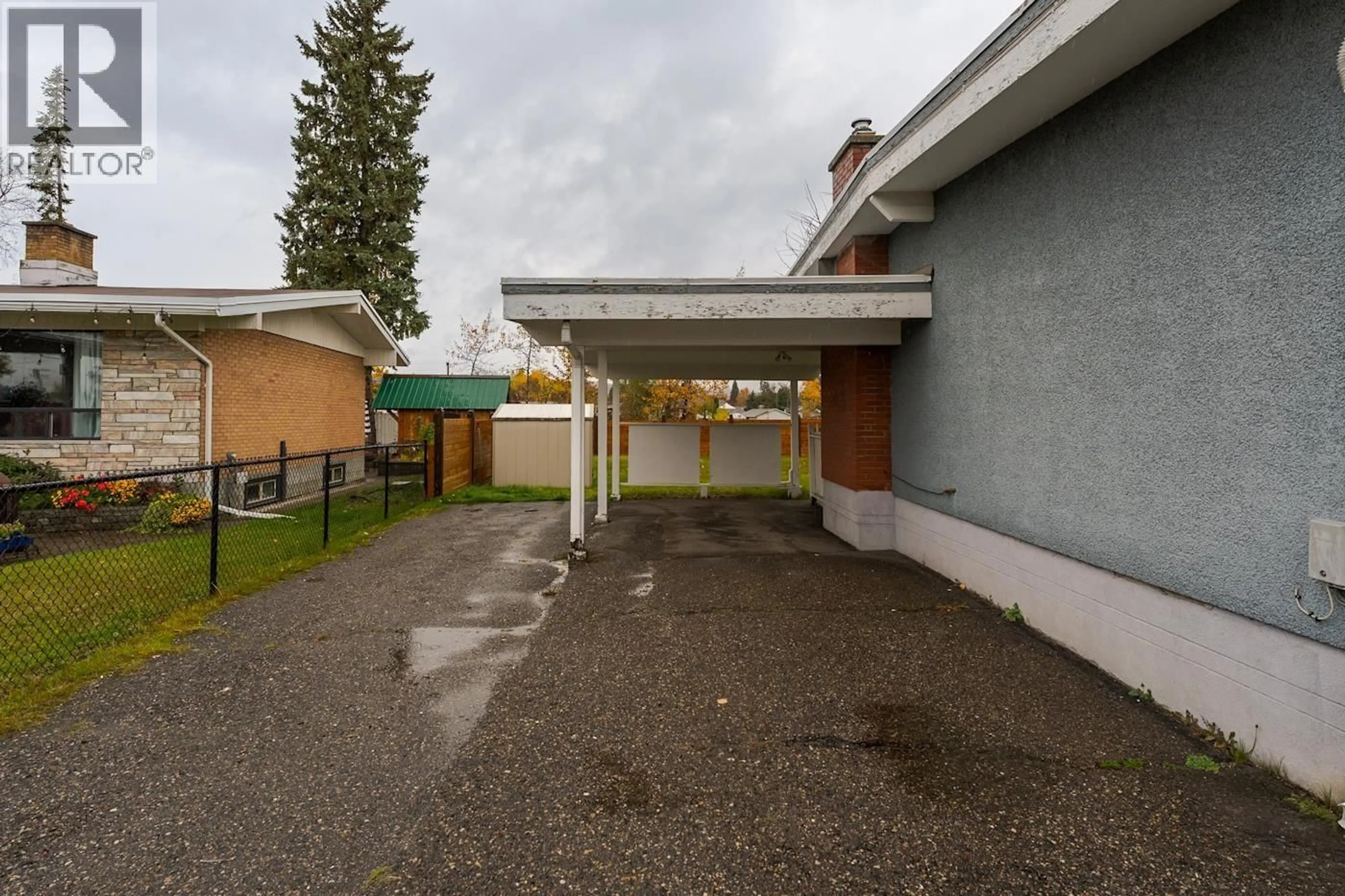 Patio, unknown for 3121 NECHAKO DRIVE, Prince George British Columbia V2M3B2
