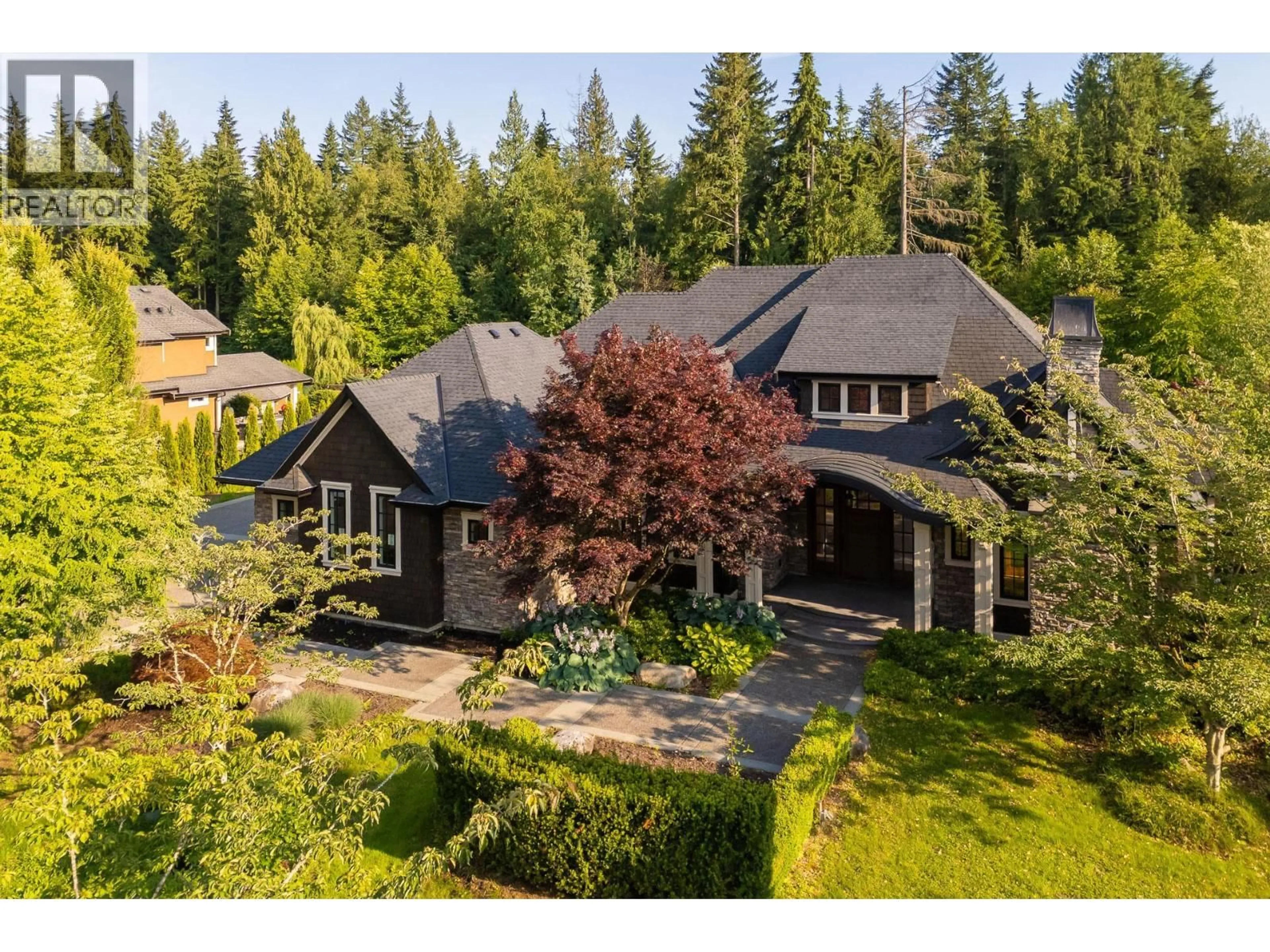 A pic from outside/outdoor area/front of a property/back of a property/a pic from drone, unknown for 26540 124 AVENUE, Maple Ridge British Columbia V2W0E2