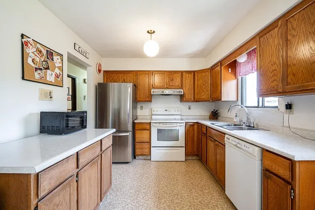 11132 PITMAN PLACE, Delta 4