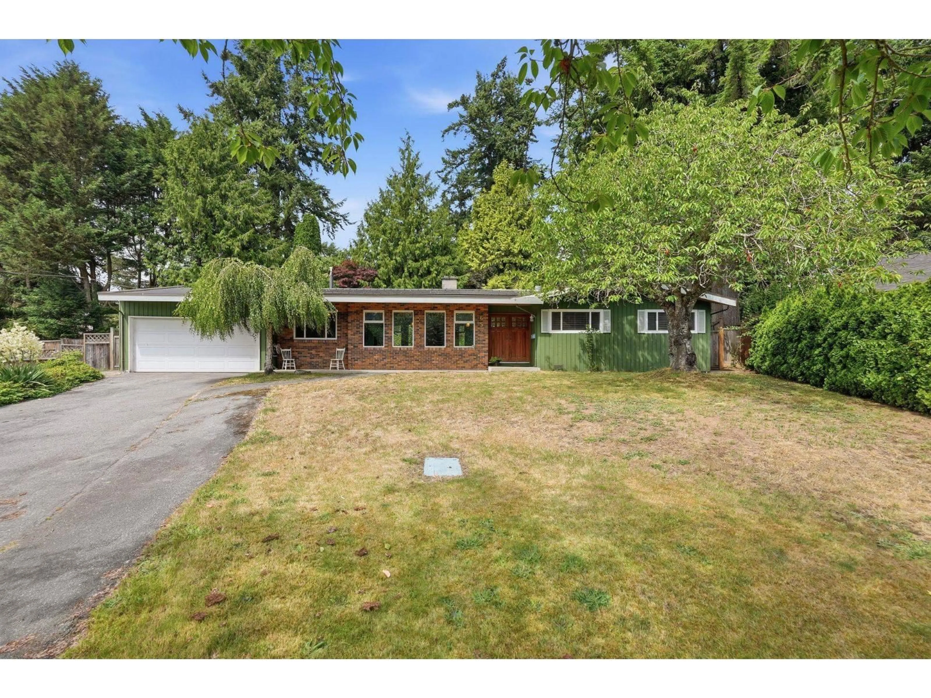 A pic from outside/outdoor area/front of a property/back of a property/a pic from drone, street for 6520 BRADFORD PLACE, Delta British Columbia V4E1G3