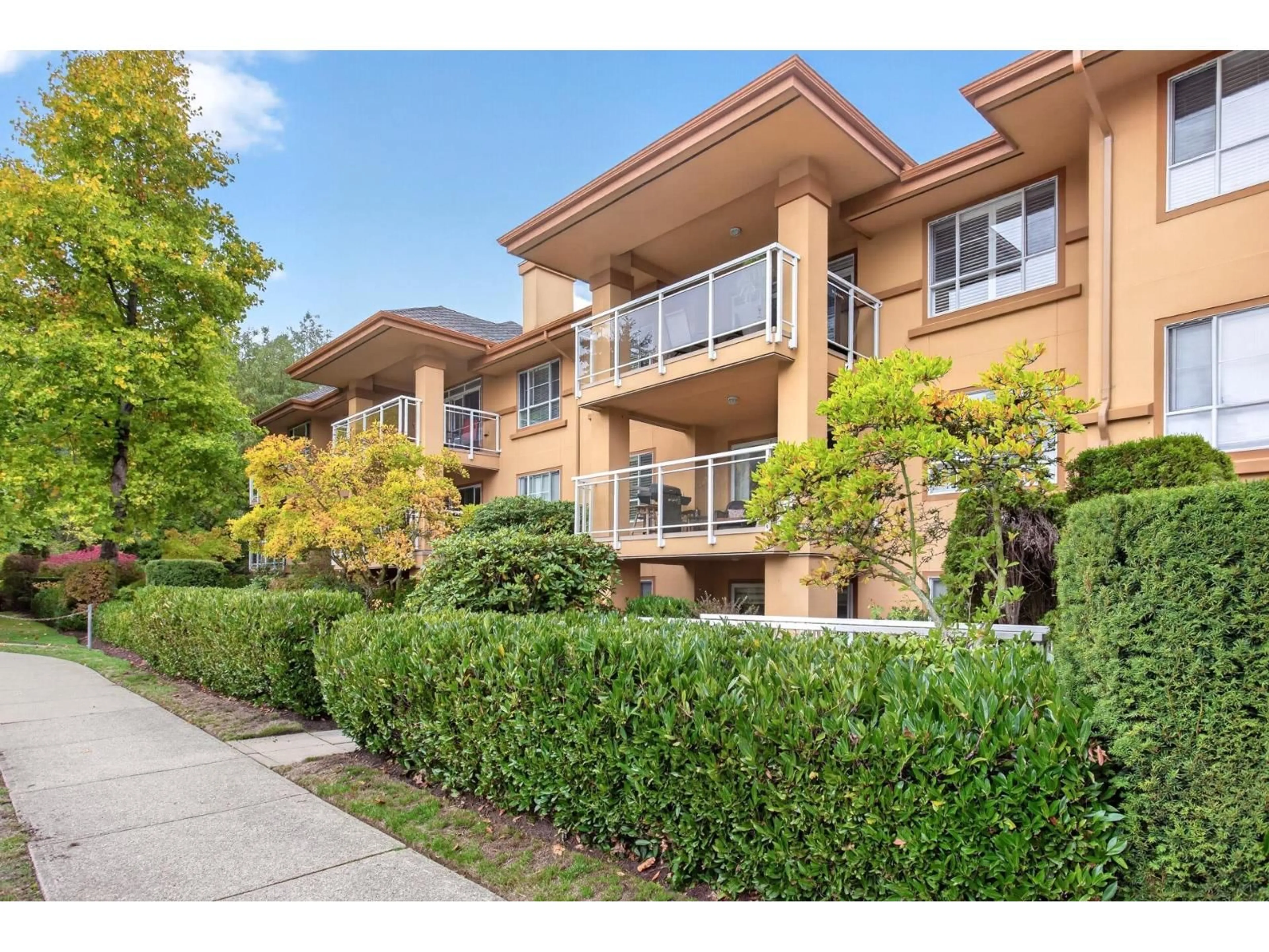 Unknown for 208 - 15155 22 AVENUE, Surrey British Columbia V4A9T4