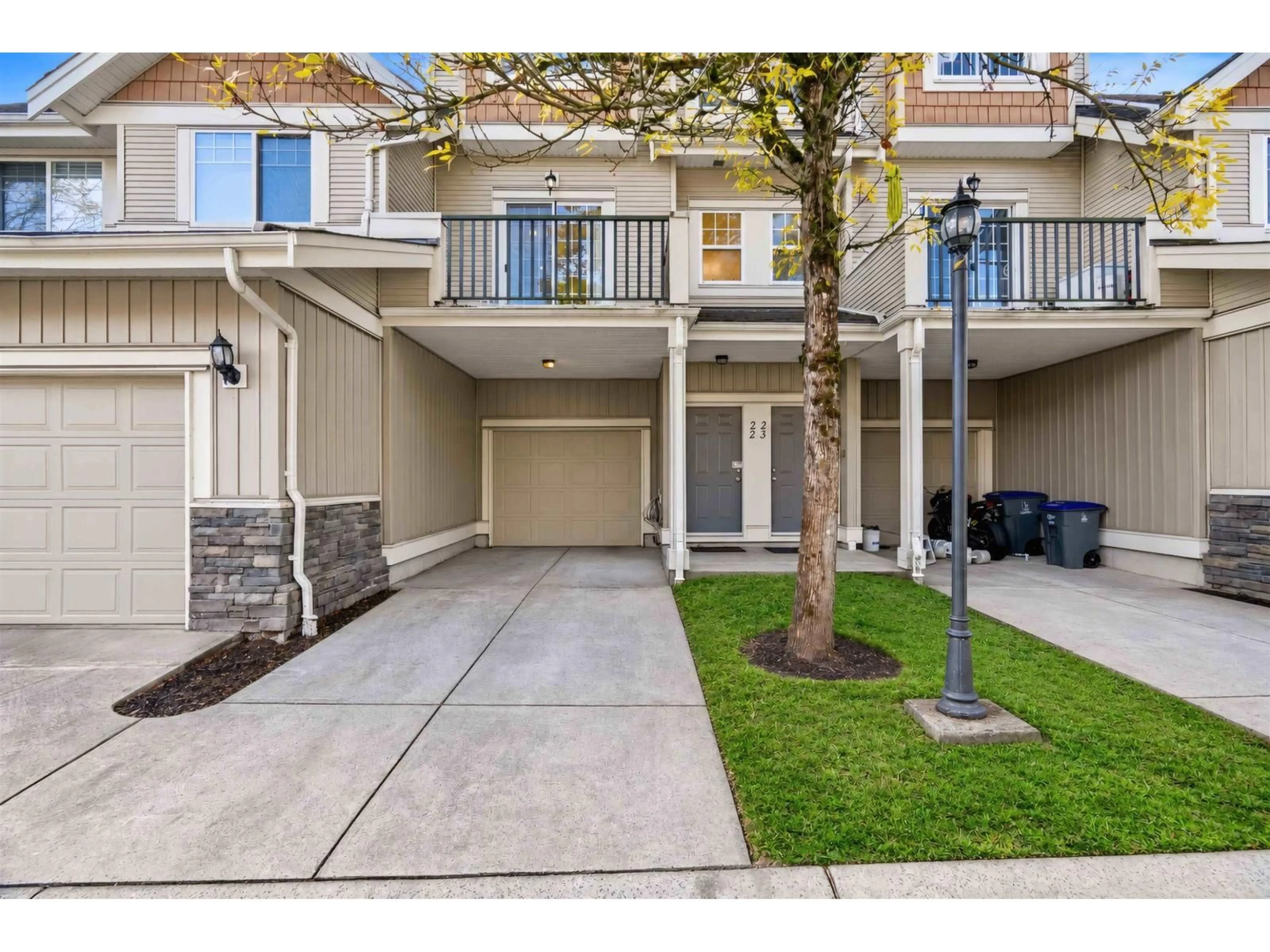 Unknown for 22 - 8717 159 STREET, Surrey British Columbia V4N5R9