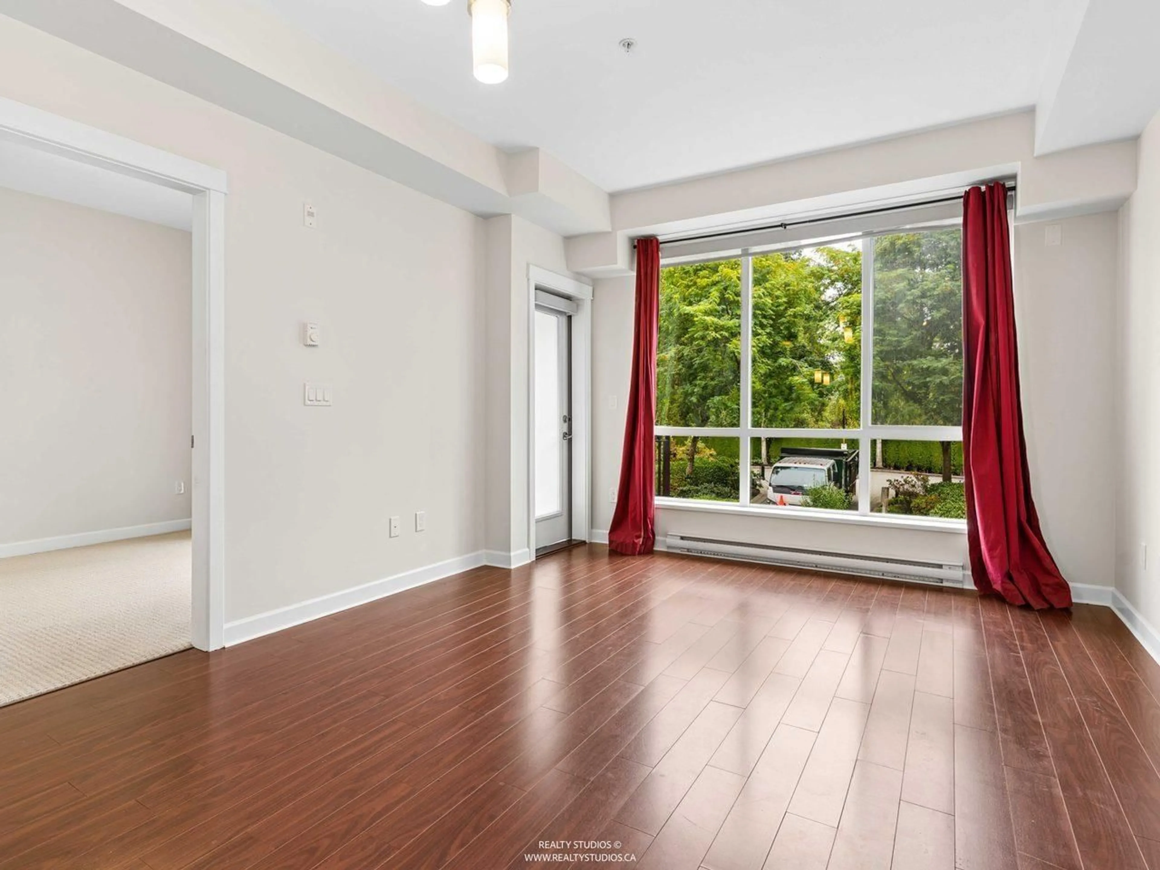 A pic of a room for 223 - 12039 64 AVENUE, Surrey British Columbia V3W0R7