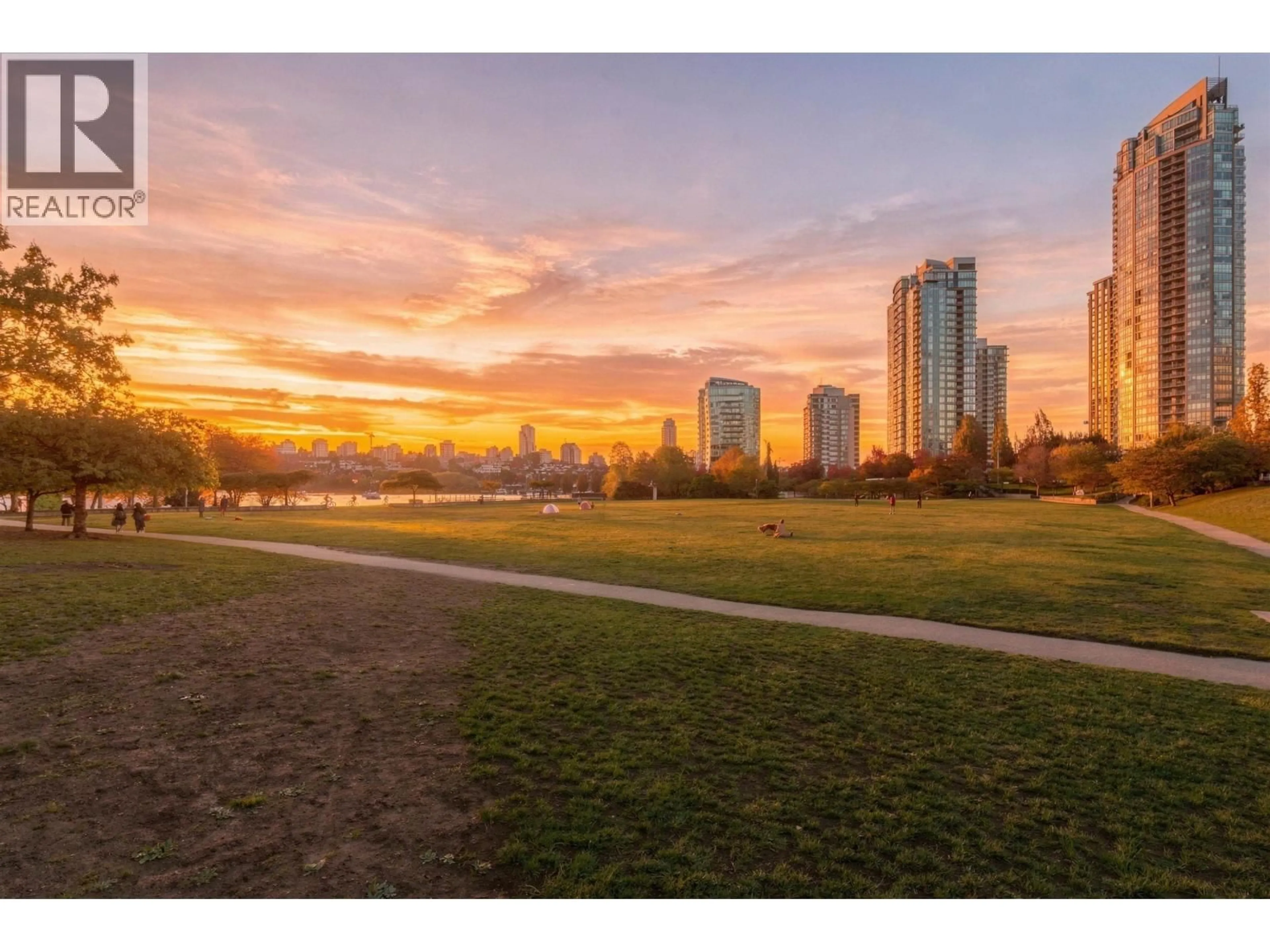 Blurry image for 2A - 199 DRAKE STREET, Vancouver British Columbia V6Z2T9