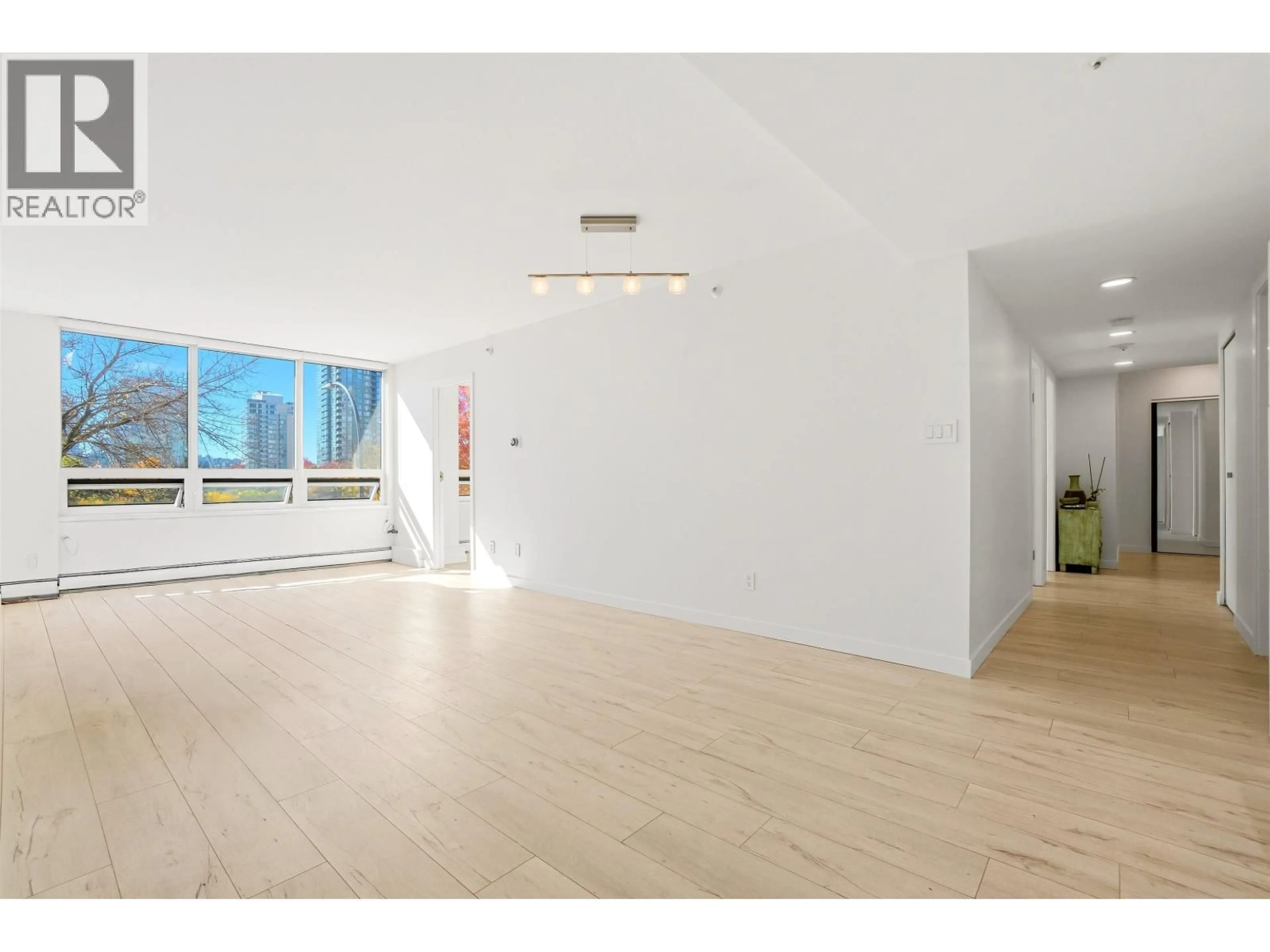 Indoor foyer for 2A - 199 DRAKE STREET, Vancouver British Columbia V6Z2T9