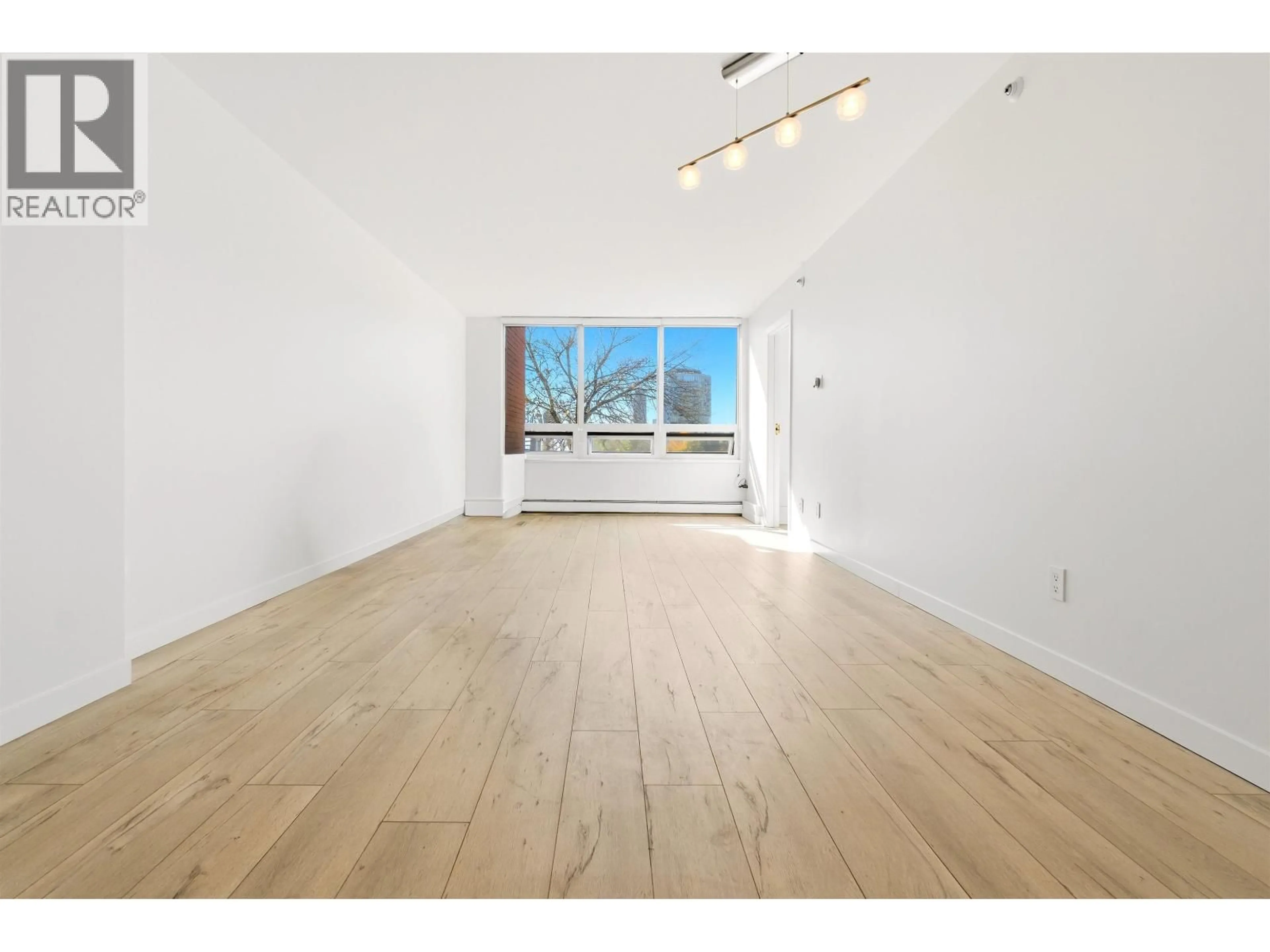 A pic of a room for 2A - 199 DRAKE STREET, Vancouver British Columbia V6Z2T9