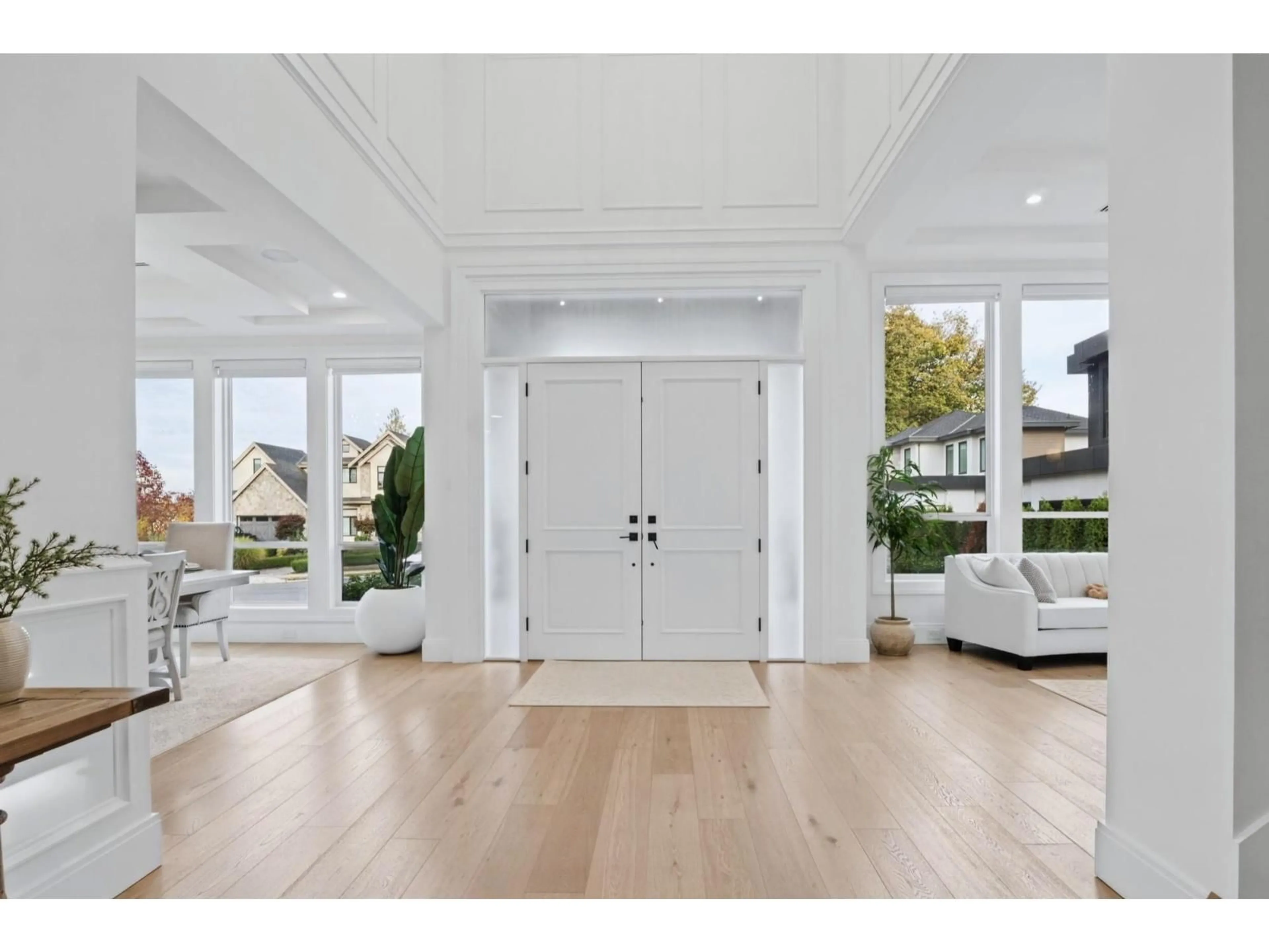 Indoor entryway for 6135 152A STREET, Surrey British Columbia V3S1E7