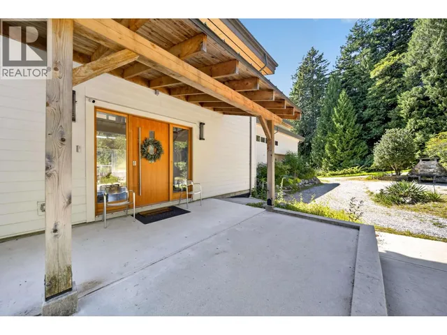 714 SULLIVAN ROAD, Roberts Creek 5