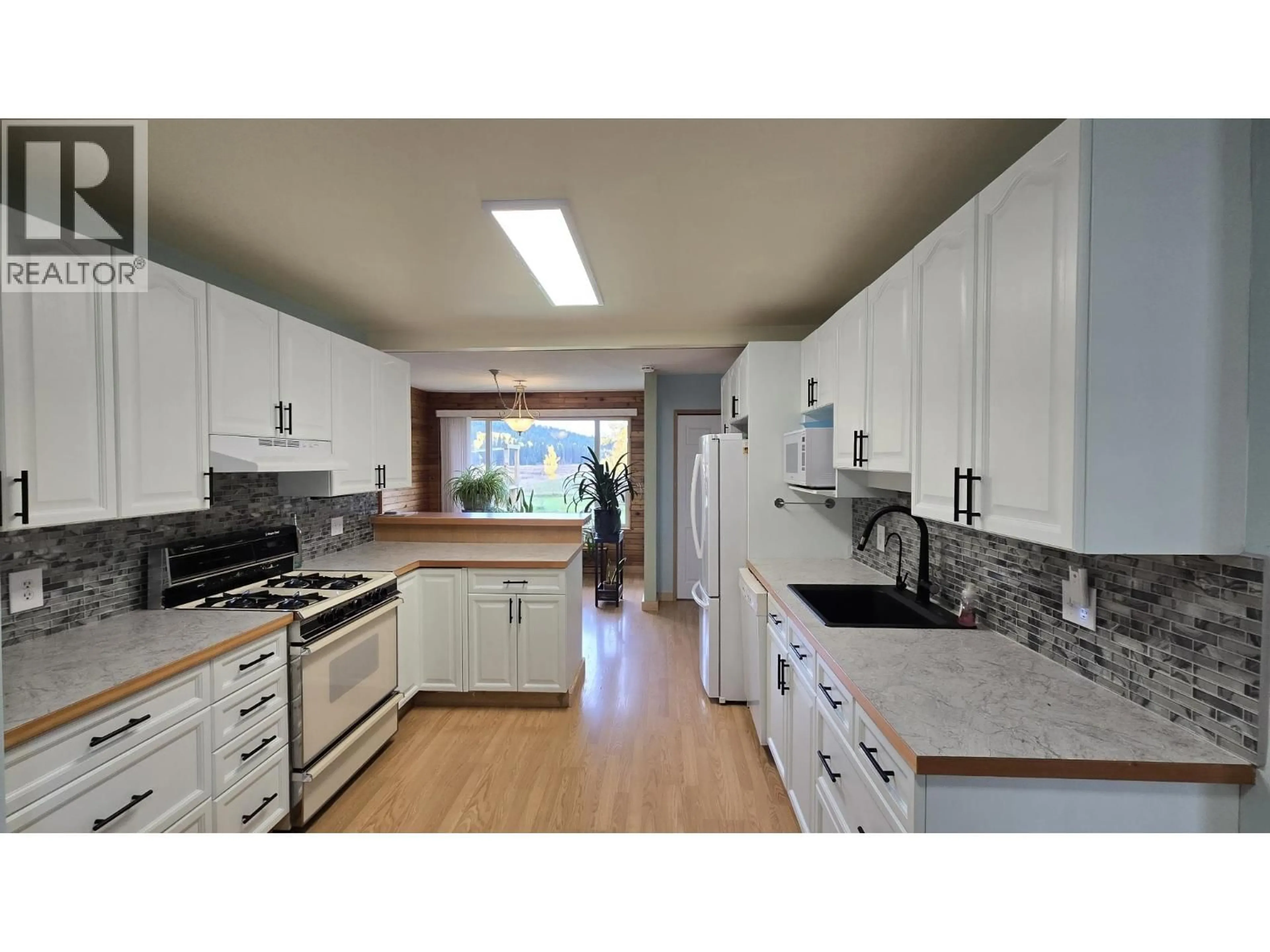 Unknown for 5199 KALLUM DRIVE, 108 Mile Ranch British Columbia V0K2Z0