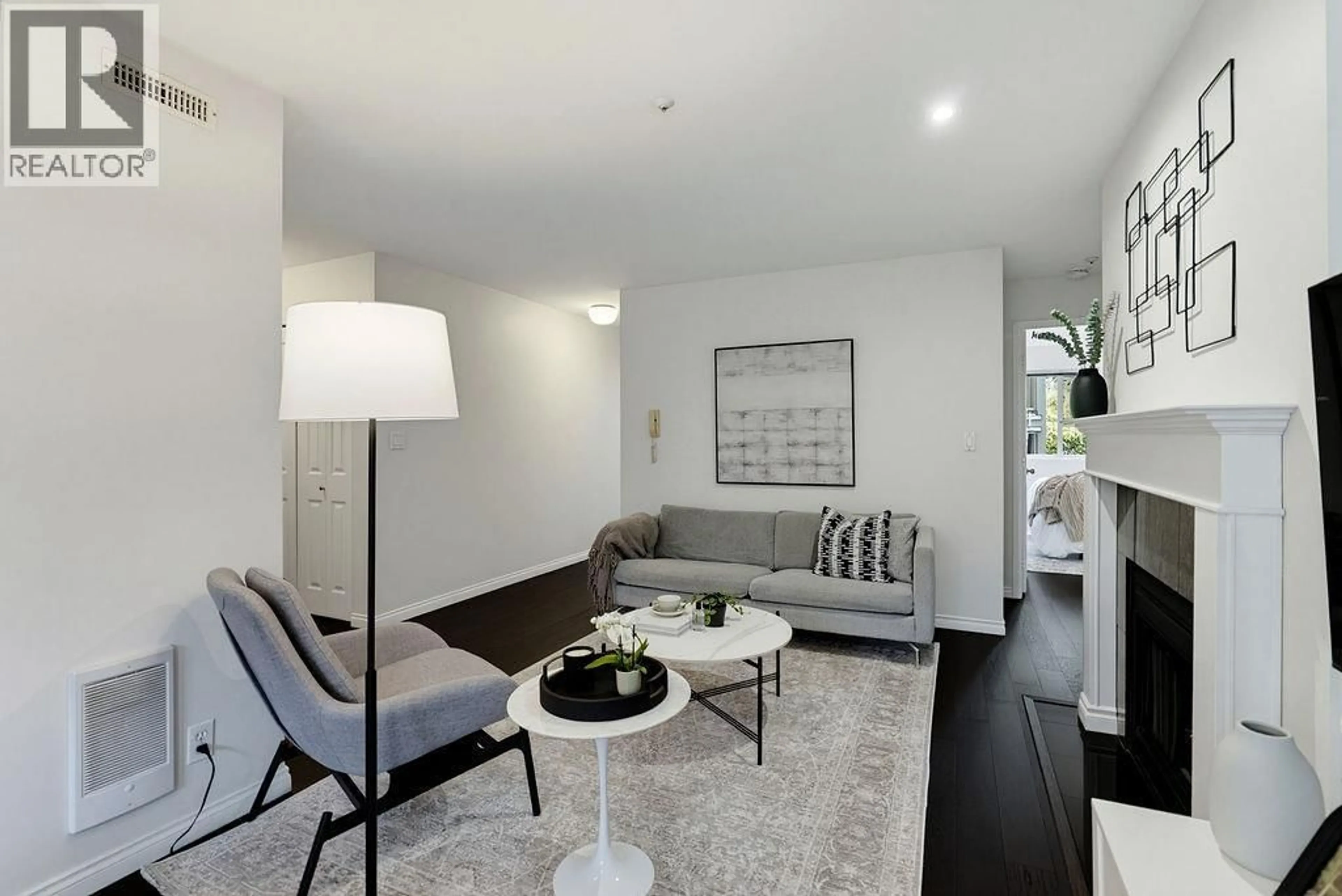 Living room with furniture, unknown for 202 - 1050 NICOLA STREET, Vancouver British Columbia V6G2C9