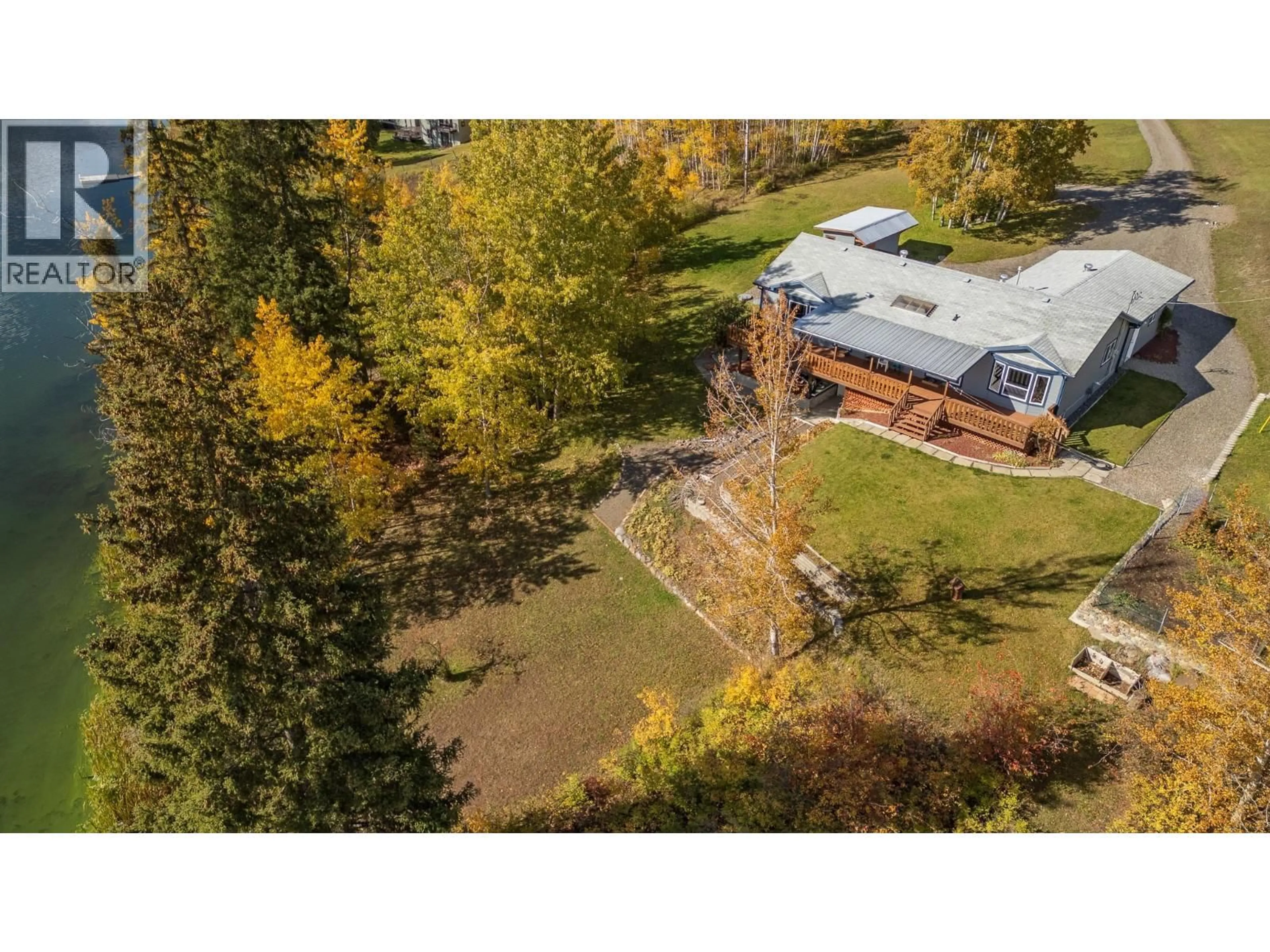 A pic from outside/outdoor area/front of a property/back of a property/a pic from drone, unknown for 3722 CARSON ROAD, 150 Mile House British Columbia V2G2G0