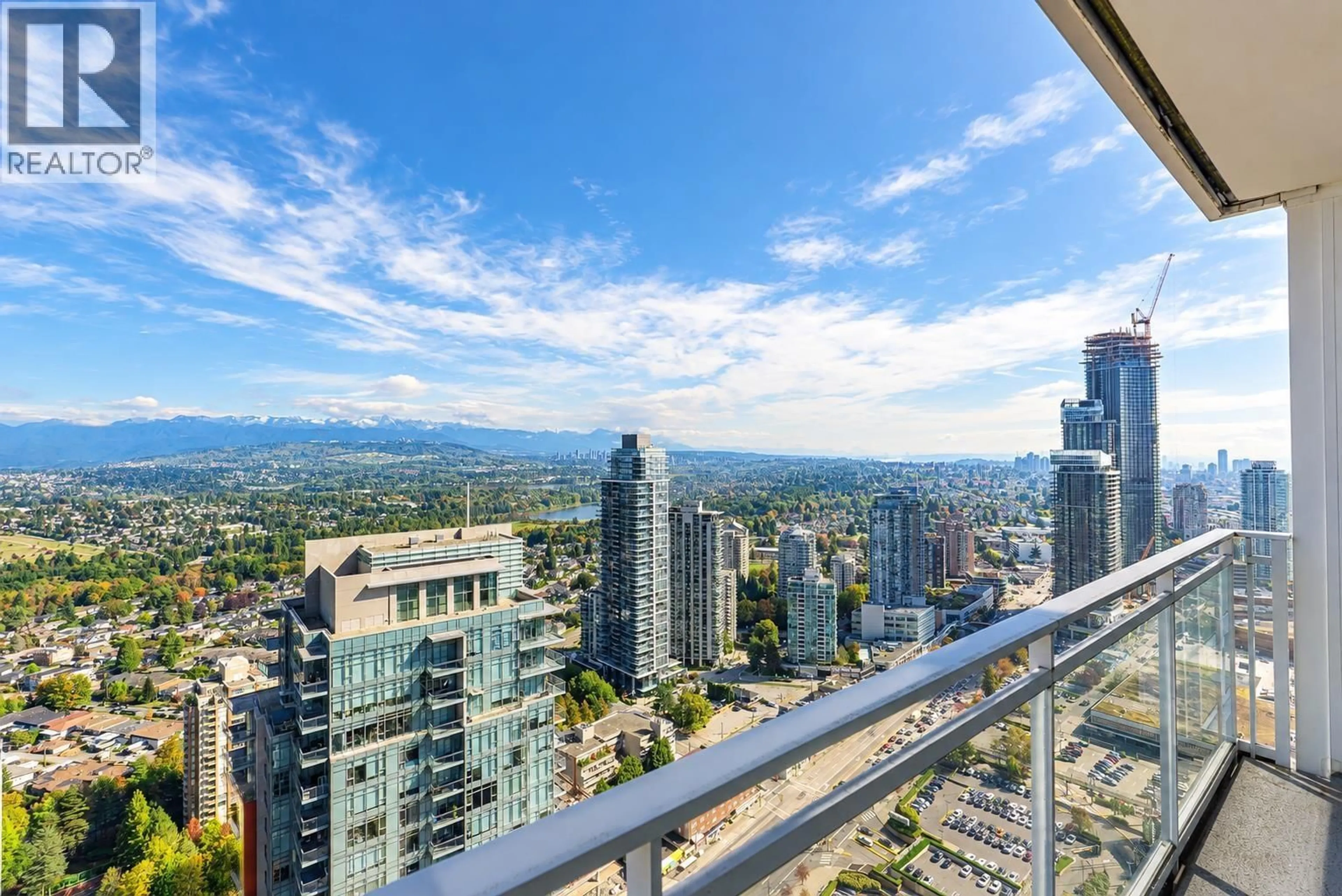 Balcony in the apartment, city buildings view from balcony for 4809 - 4670 ASSEMBLY WAY, Burnaby British Columbia V5H0H3