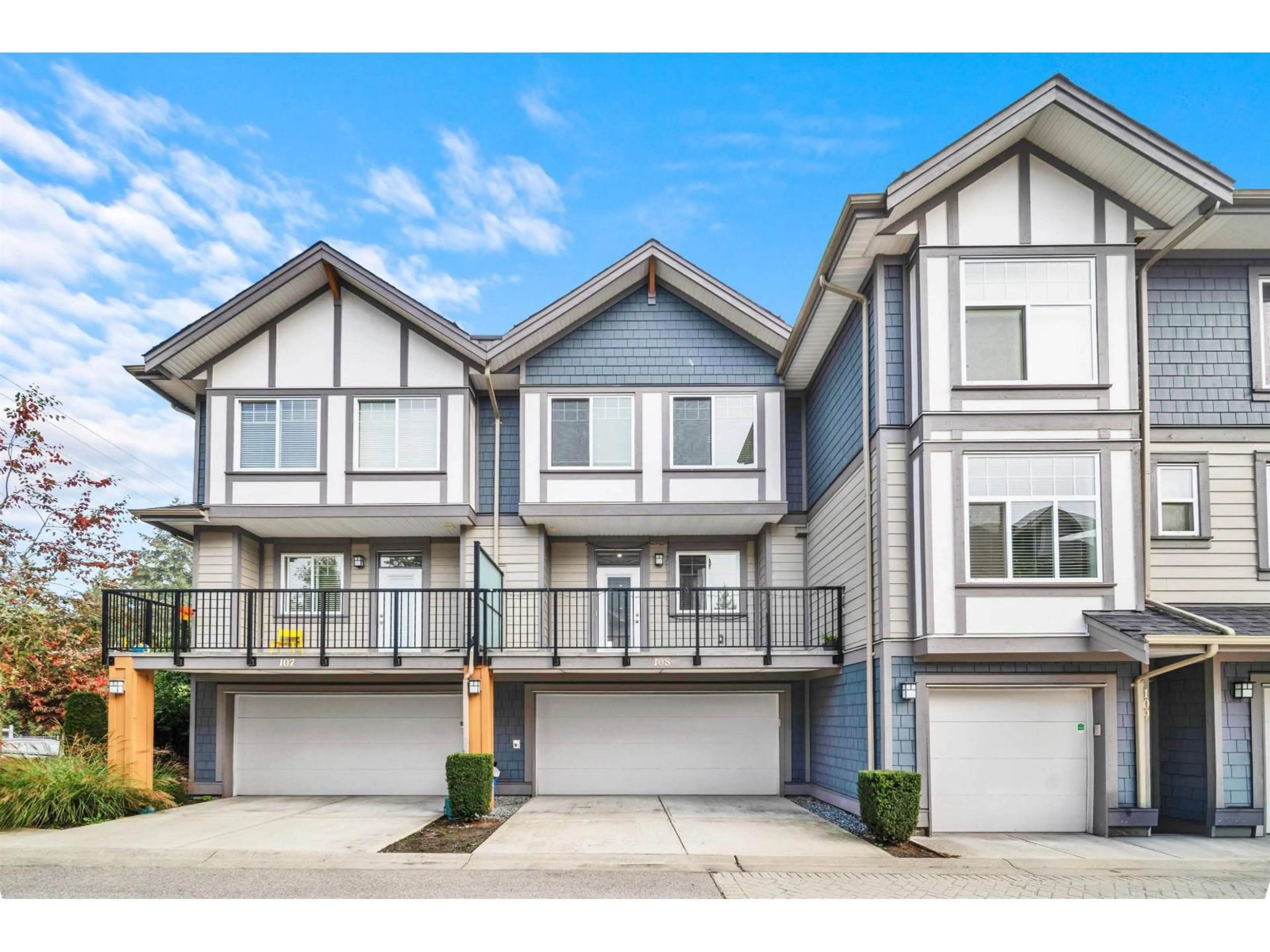Home with vinyl exterior material, street for 108 - 15170 60 AVENUE, Surrey British Columbia V3S0A3