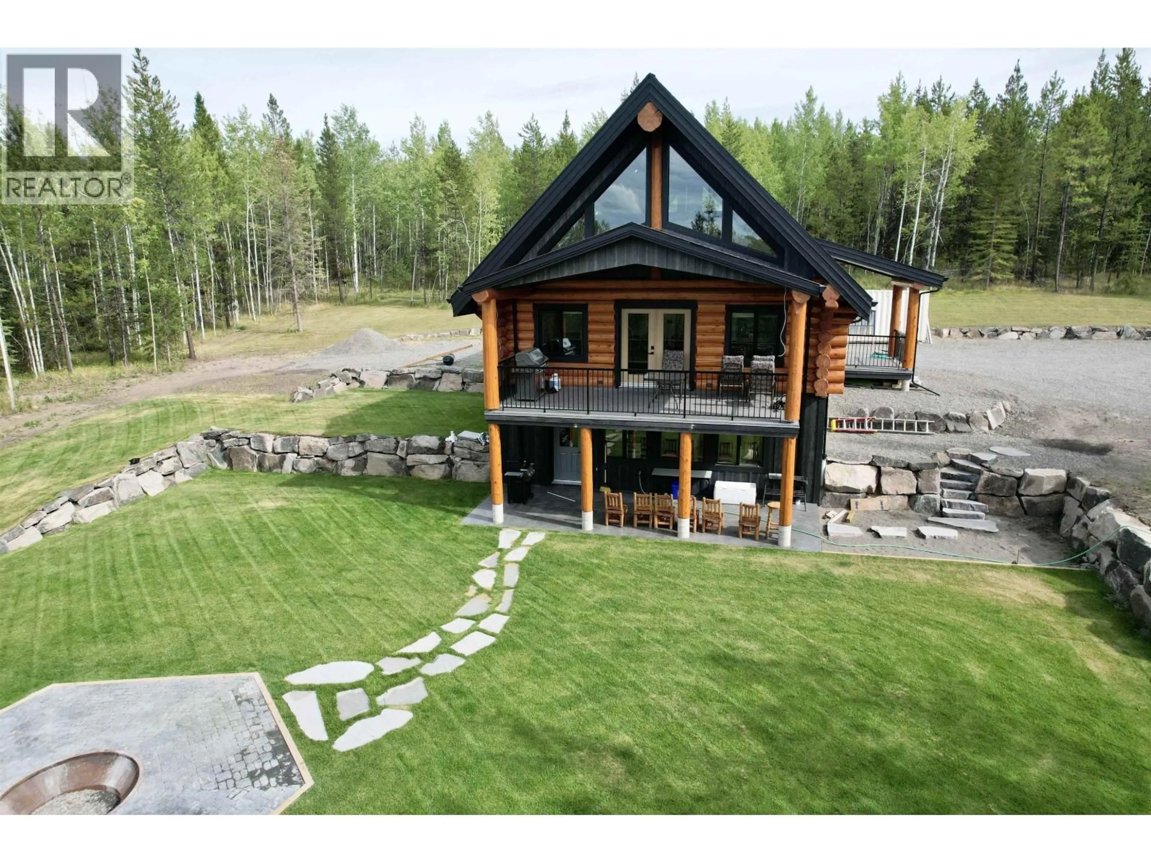 A pic from outside/outdoor area/front of a property/back of a property/a pic from drone, mountain view for 6060 BUTTE ROAD, Lone Butte British Columbia V0K1X0