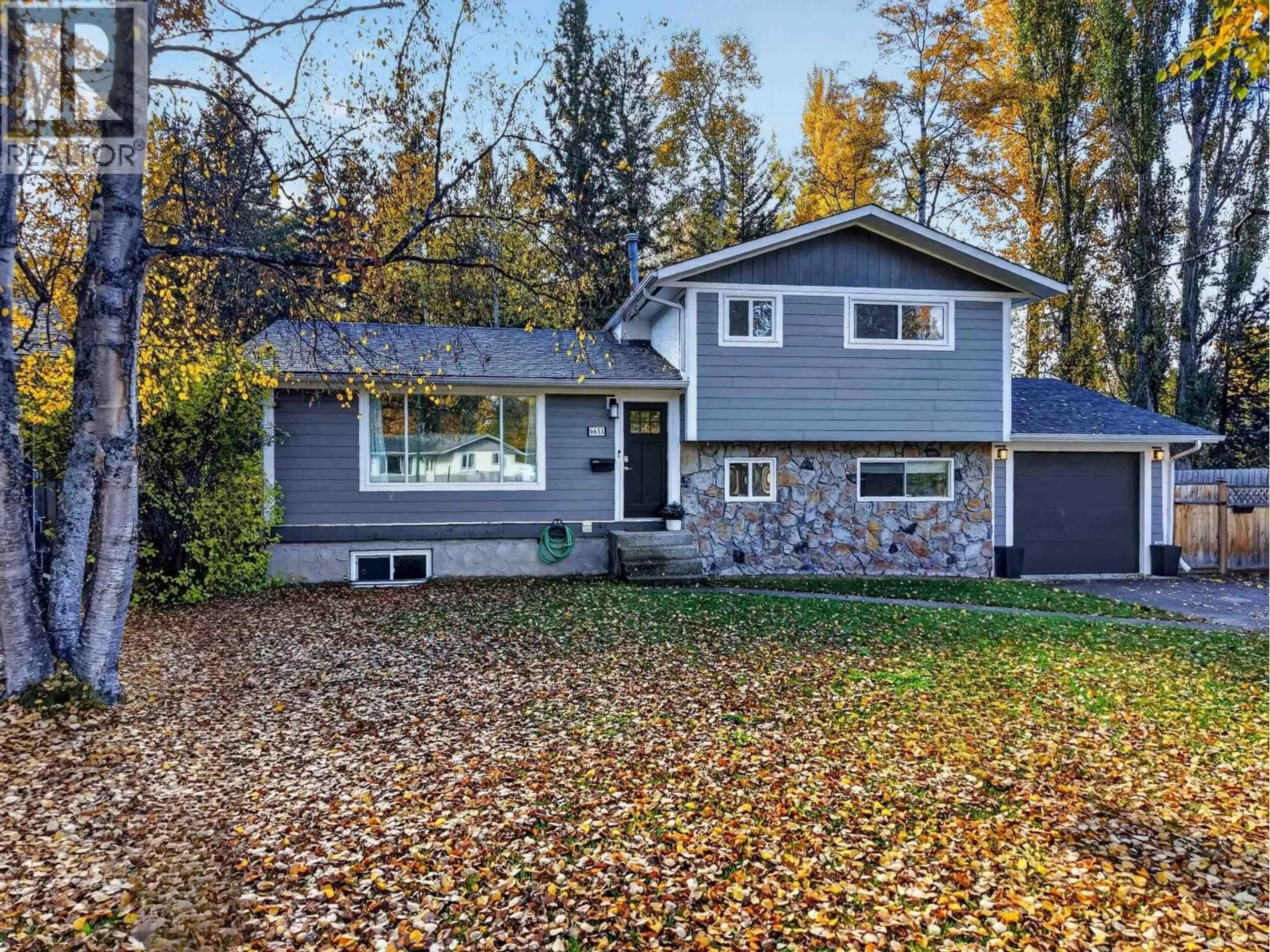 Home with vinyl exterior material, street for 6653 ESSEX CRESCENT, Prince George British Columbia V2N2P3