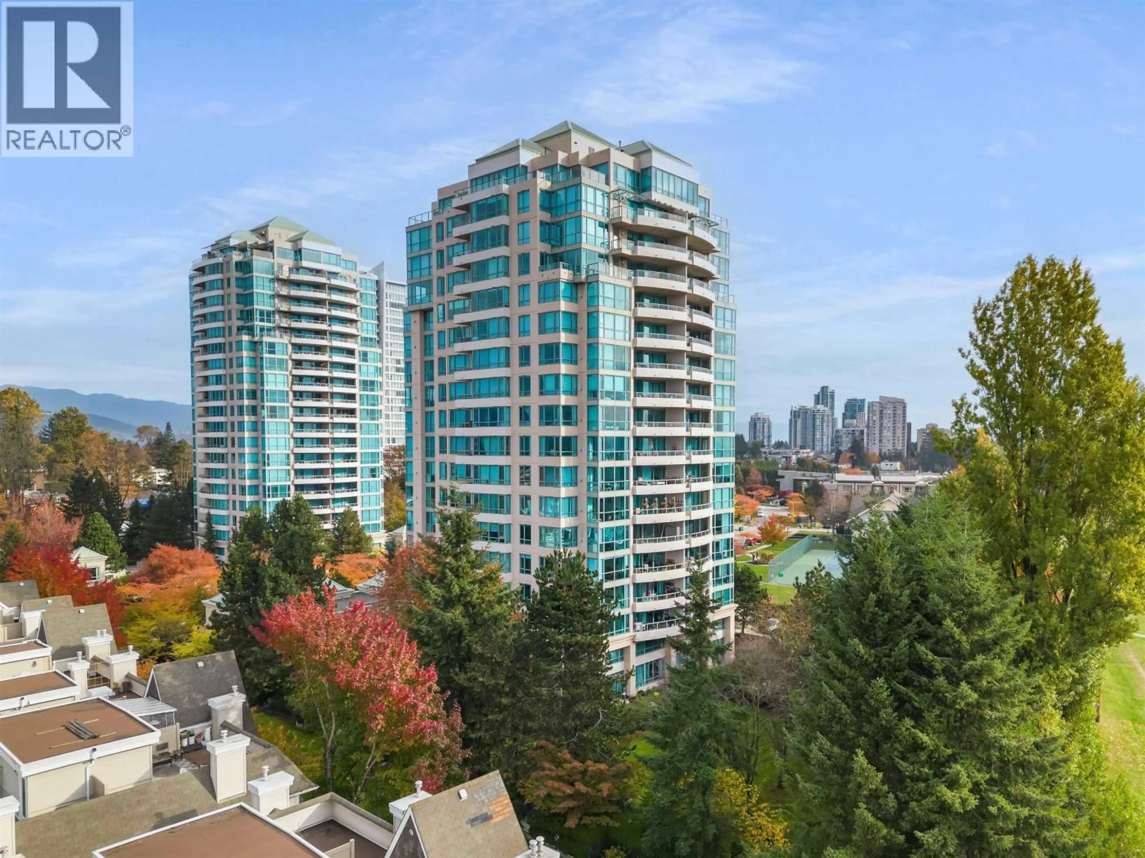 A pic from outside/outdoor area/front of a property/back of a property/a pic from drone, city buildings view from balcony for 203 - 6622 SOUTHOAKS CRESCENT, Burnaby British Columbia V5E4K2