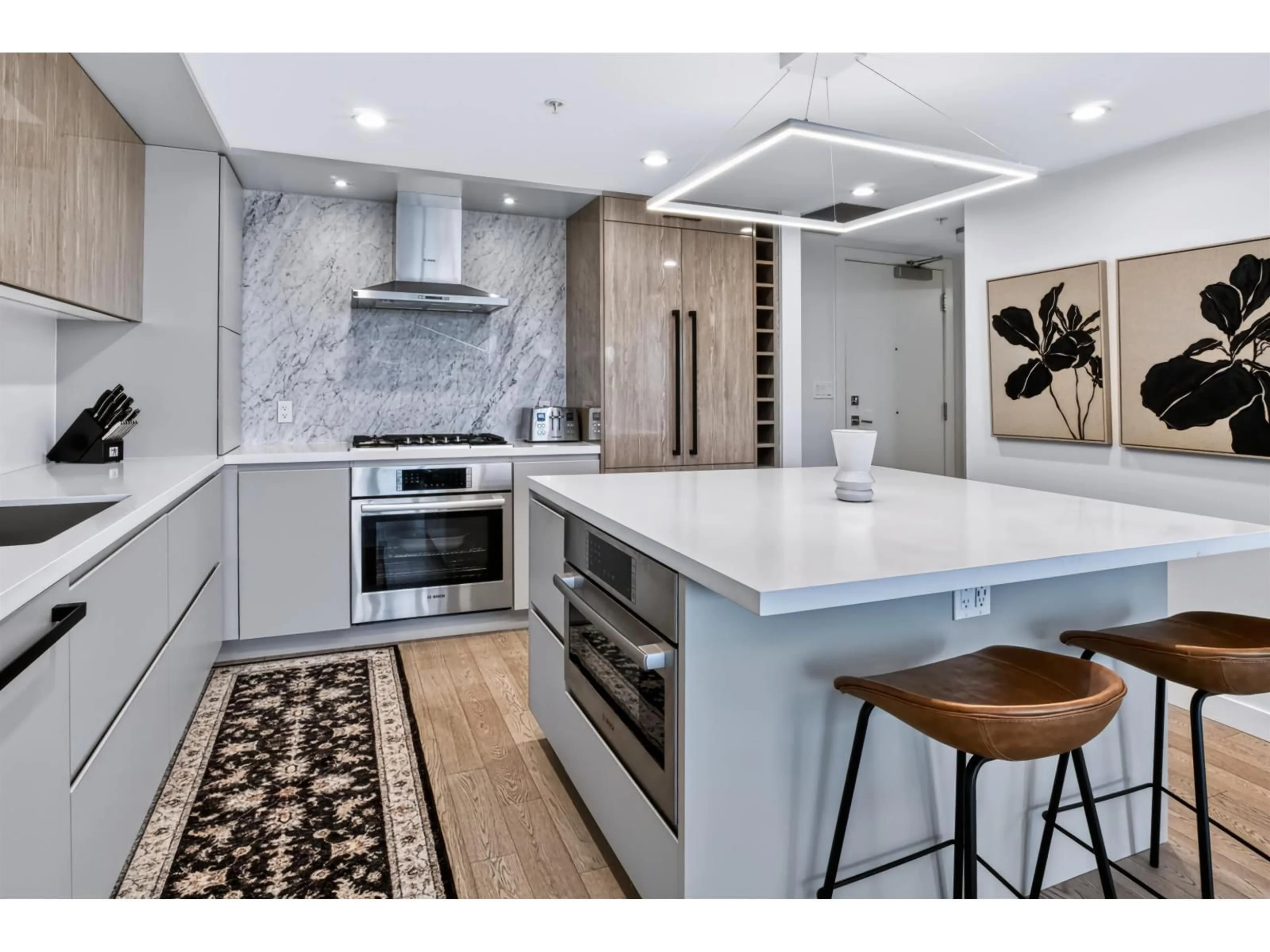 Unknown for 303 - 1526 FINLAY STREET, White Rock British Columbia V4B4L9