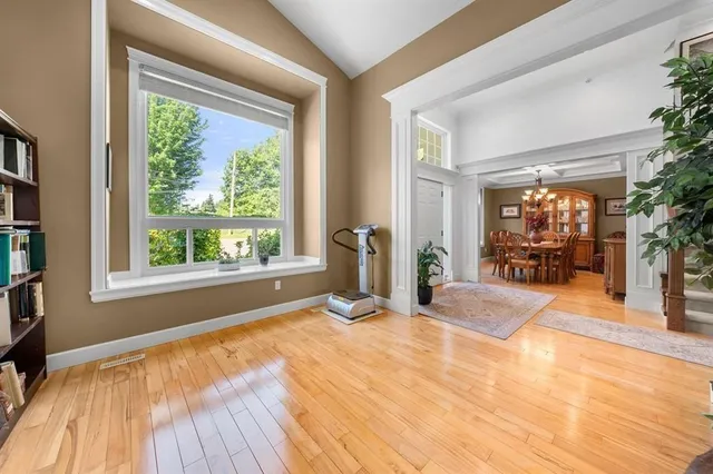 1328 STEVENS STREET, White Rock 4