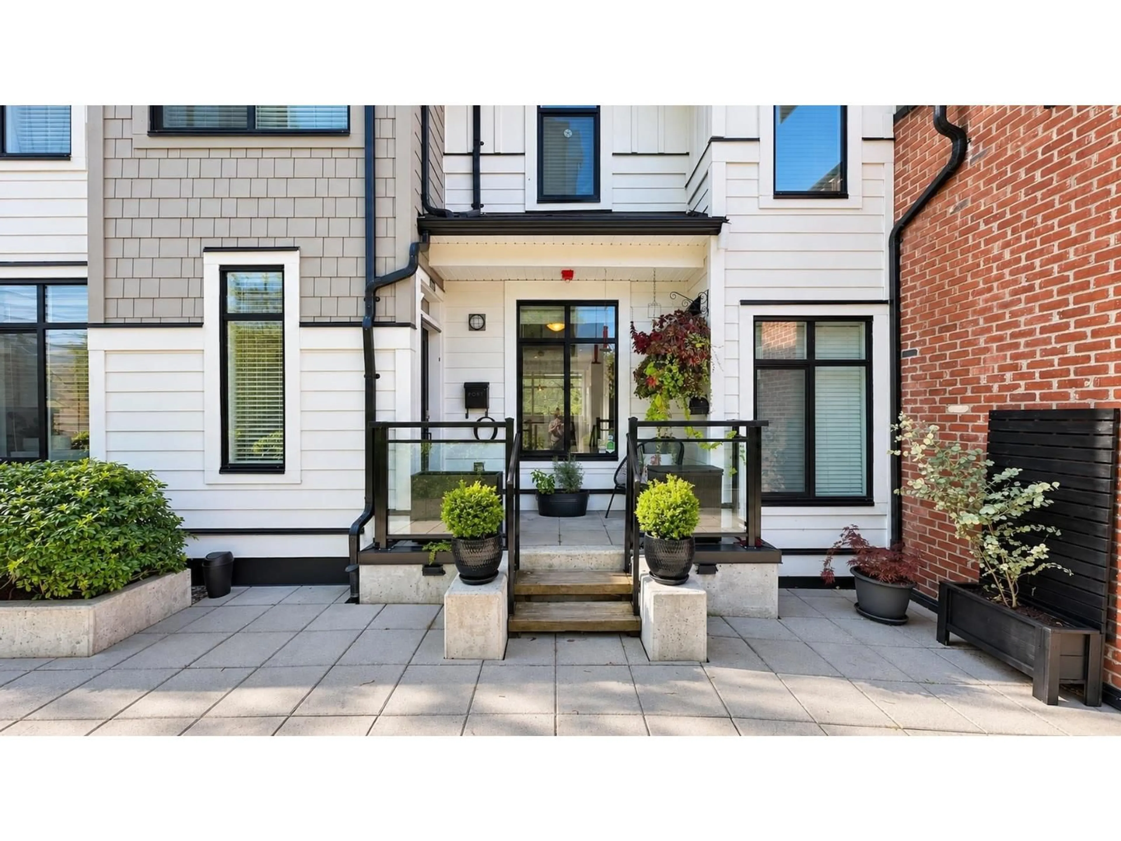 Home with brick exterior material, street for 203 - 16528 24A AVENUE, Surrey British Columbia V3Z0P4