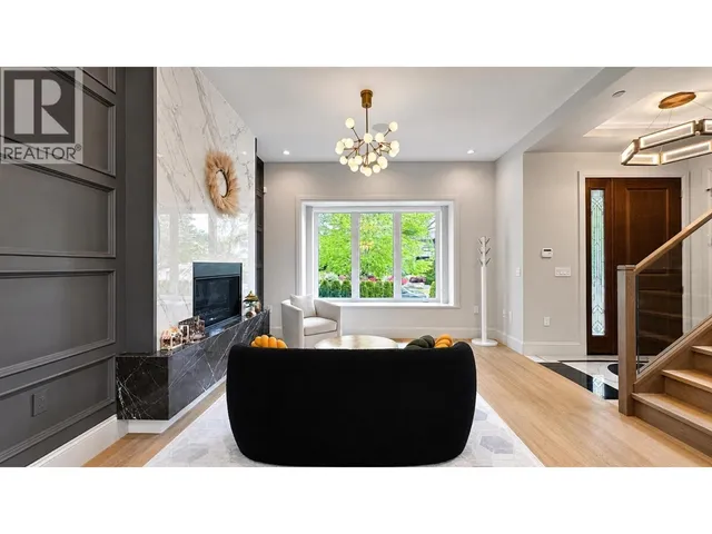 4618 8TH AVENUE, Vancouver 5