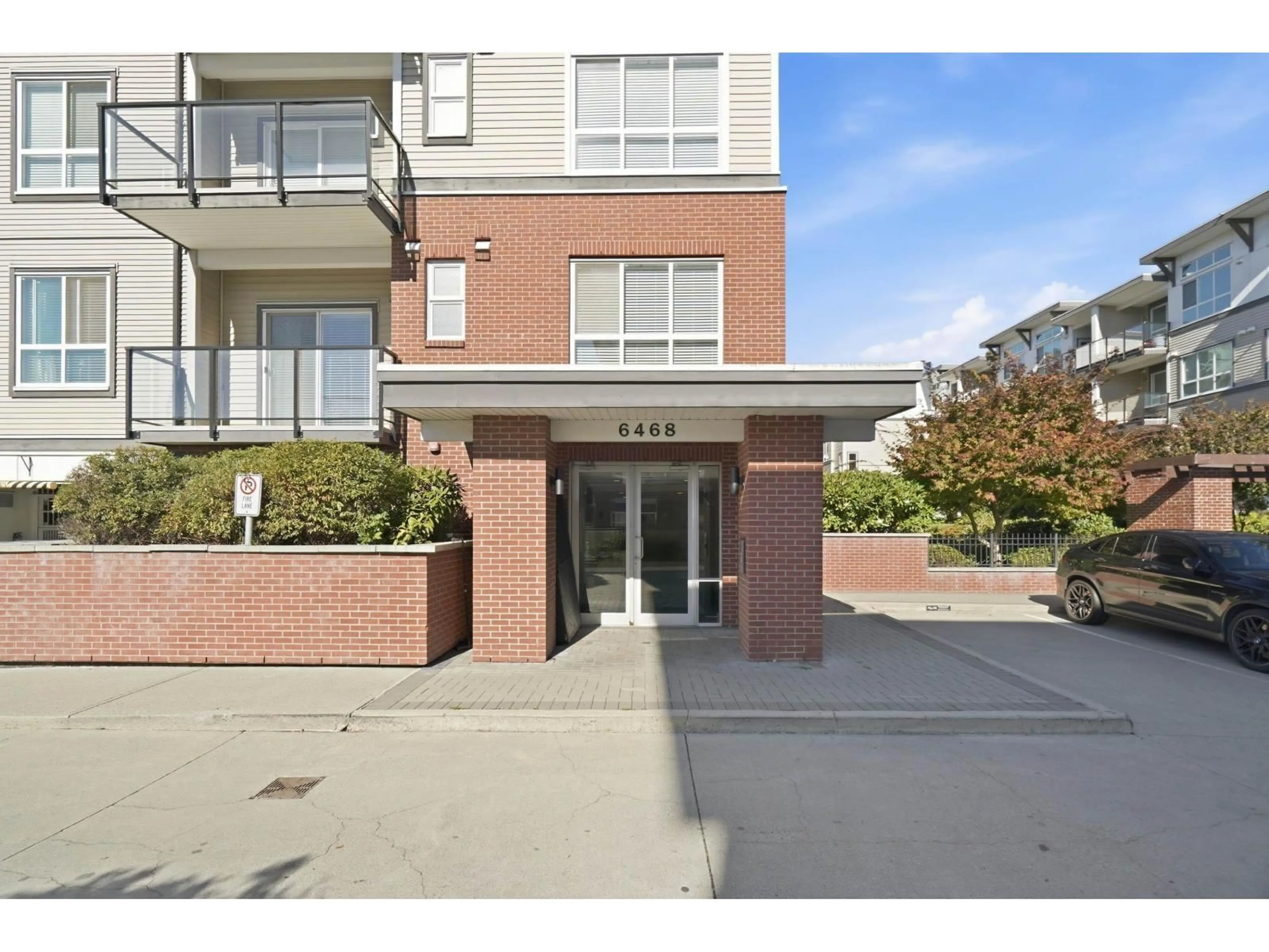 Unknown for 416 - 6468 195A STREET, Surrey British Columbia V4N6R6