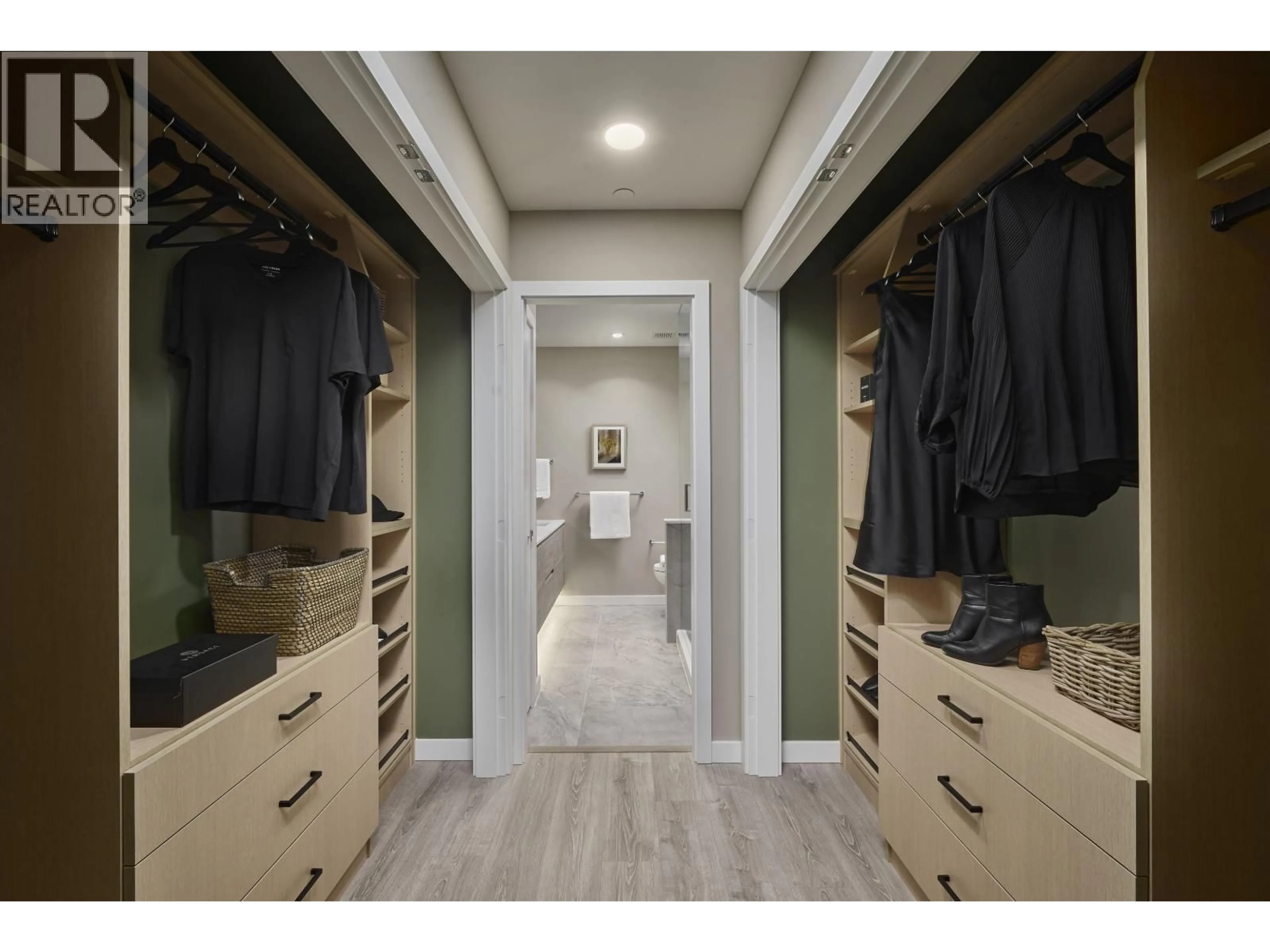 Storage room or clothes room or walk-in closet for 1707 - 660 QUAYSIDE DRIVE, New Westminster British Columbia V3M0P1