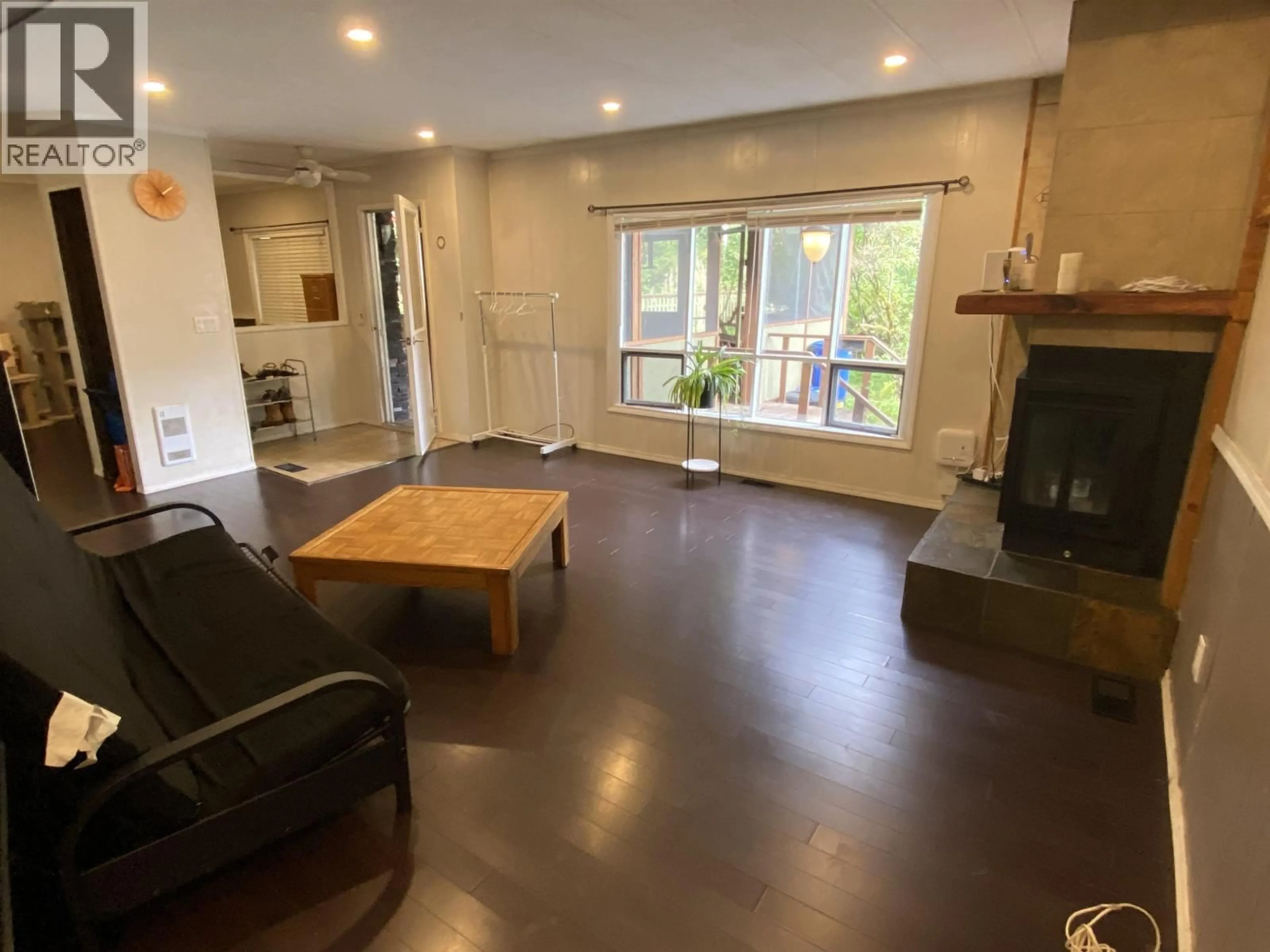 Living room with furniture, unknown for 3927 CRESCENTVIEW AVENUE, Terrace British Columbia V8G3V9