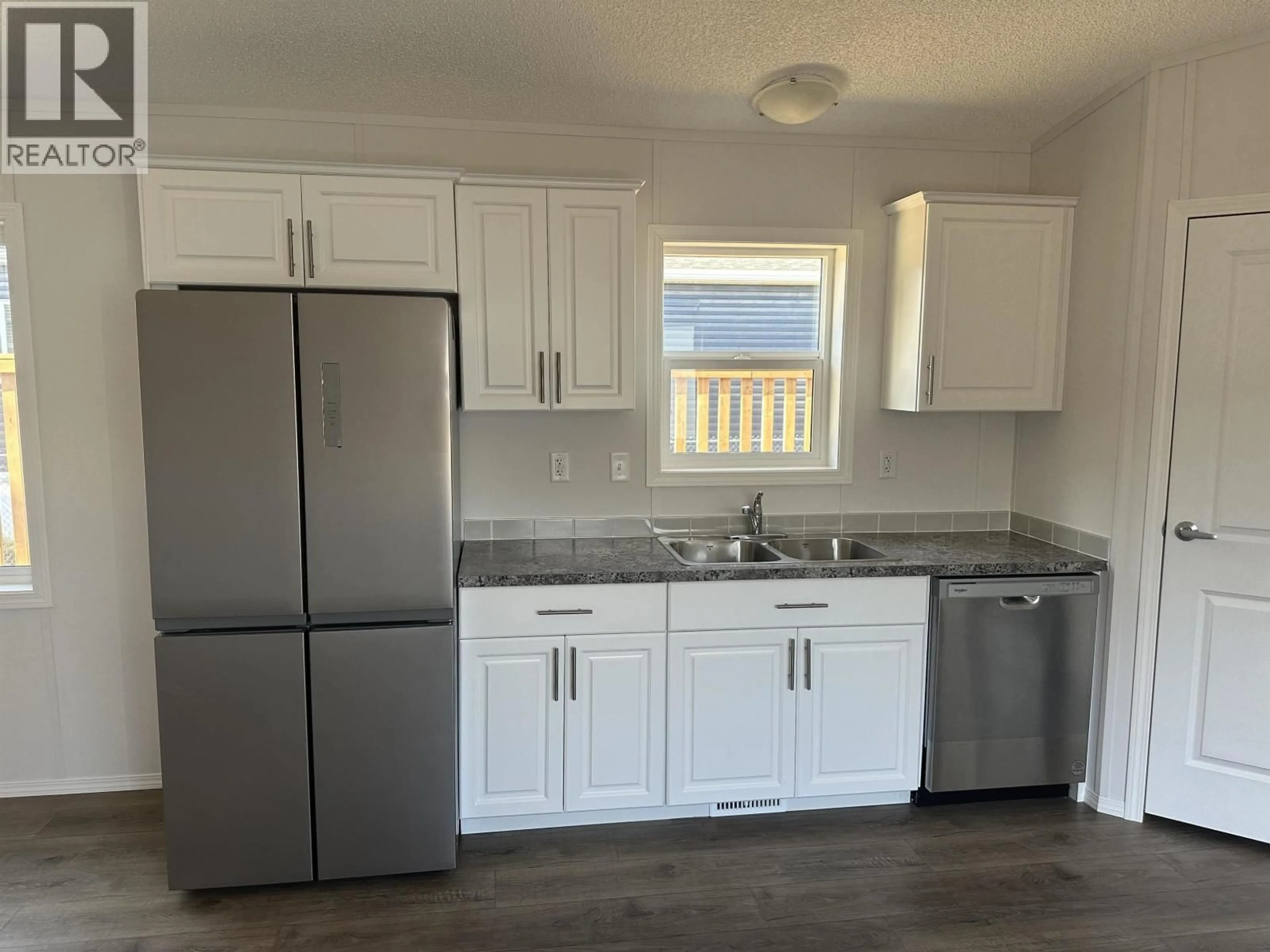 Standard kitchen, unknown for 10355 101 STREET, Taylor British Columbia V0C2K0