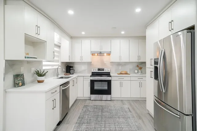 13429 68 AVENUE, Surrey 4