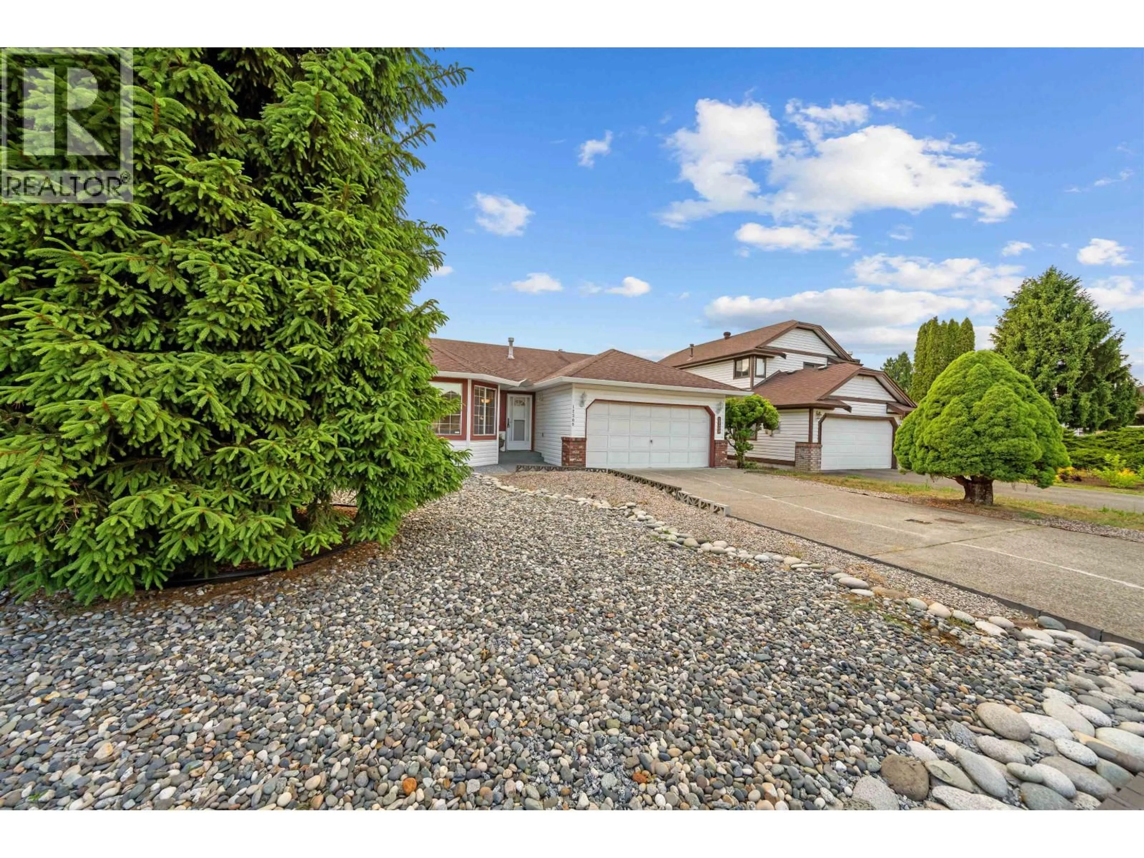 A pic from outside/outdoor area/front of a property/back of a property/a pic from drone, street for 12309 193RD STREET, Pitt Meadows British Columbia V3Y2K2