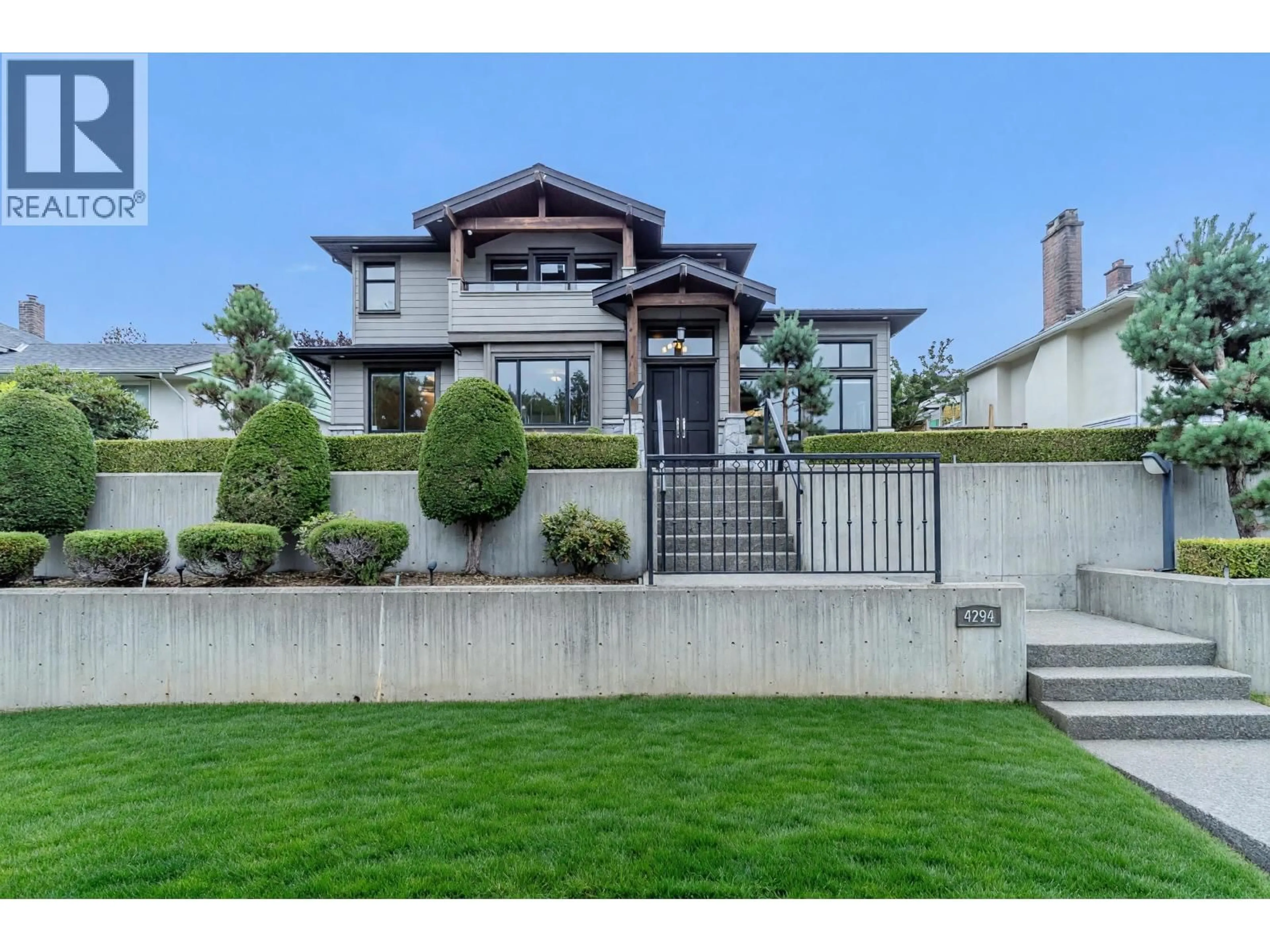 Unknown for 4294 PRICE CRESCENT, Burnaby British Columbia V5G2N2