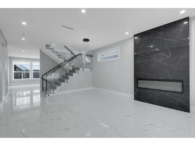 14750 62A AVENUE, Surrey 5