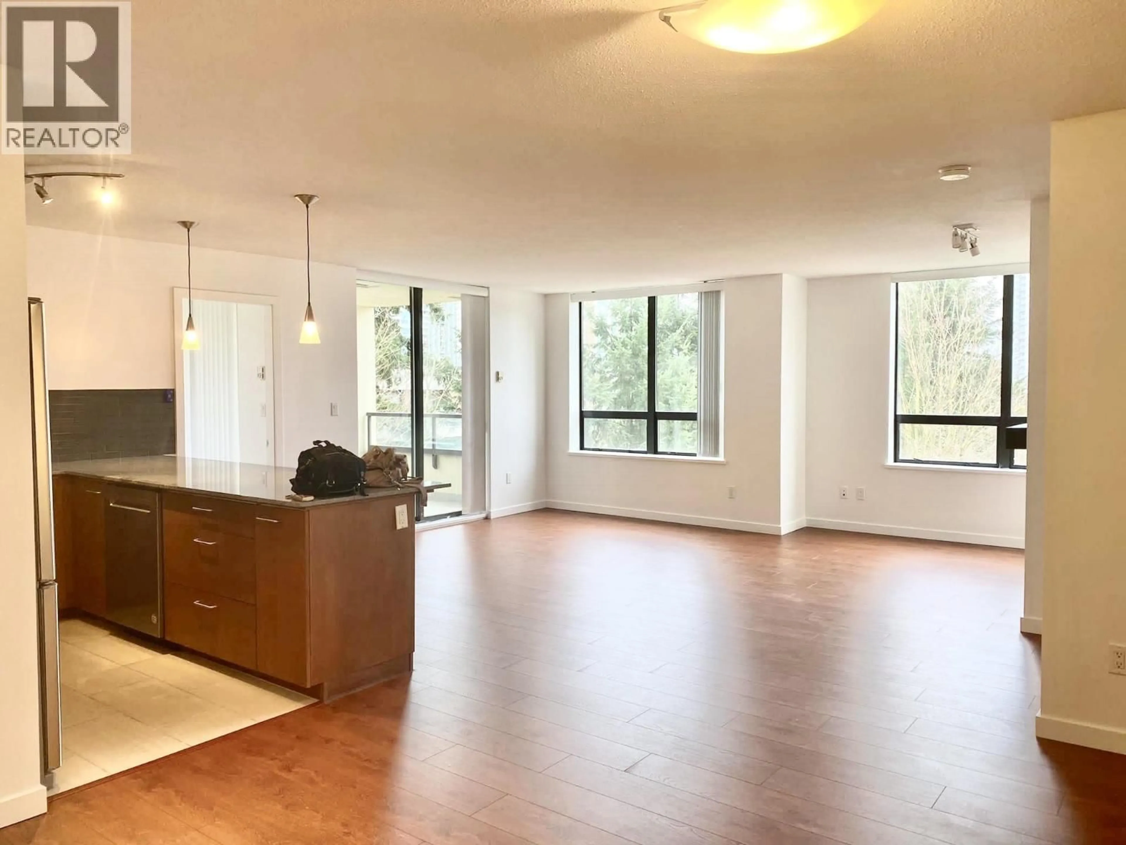 A pic of a room for 307 - 4333 CENTRAL BOULEVARD, Burnaby British Columbia V5H4W8