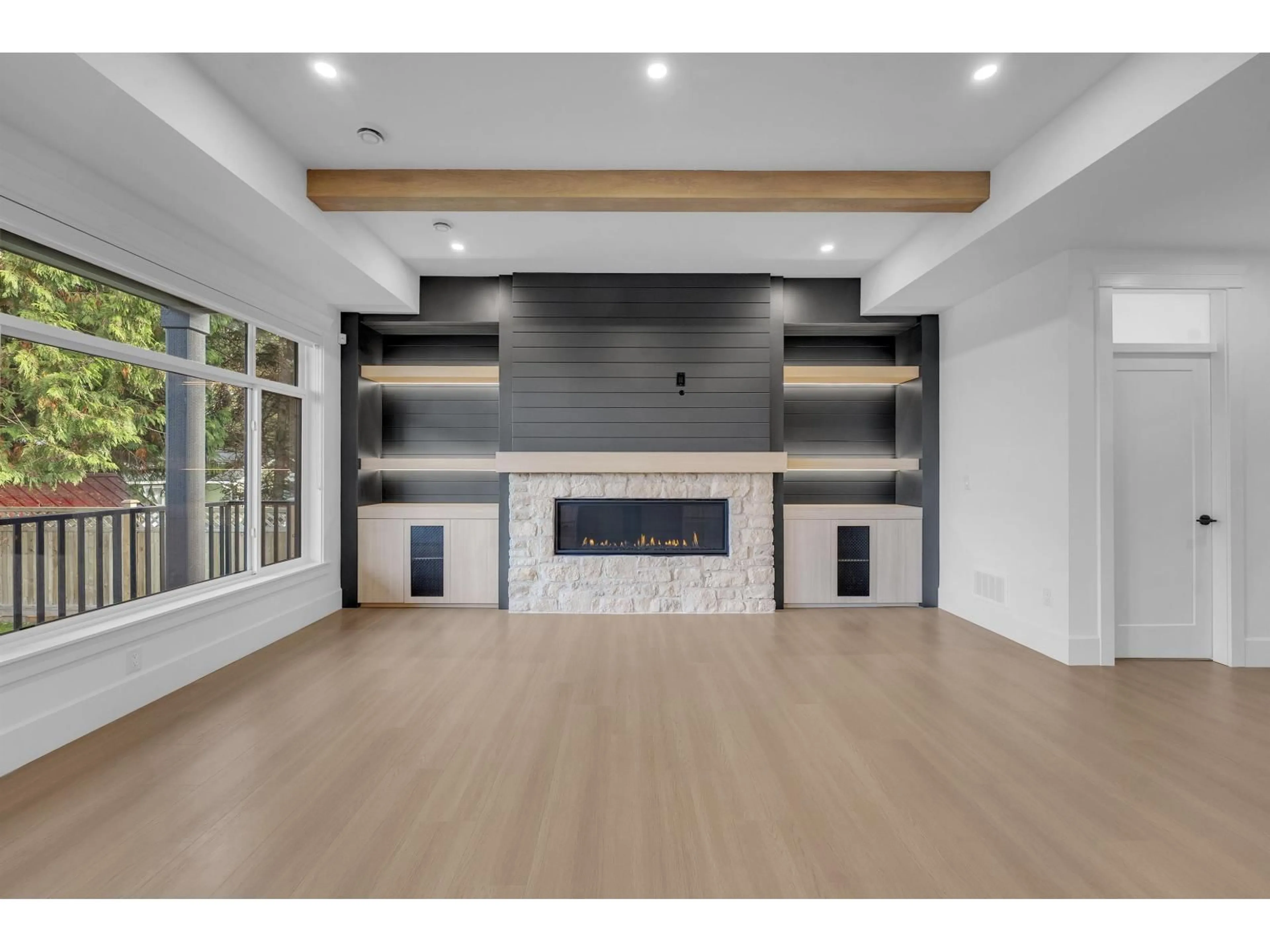 Unknown for 23747 OLD YALE ROAD, Langley British Columbia V2Z2K4
