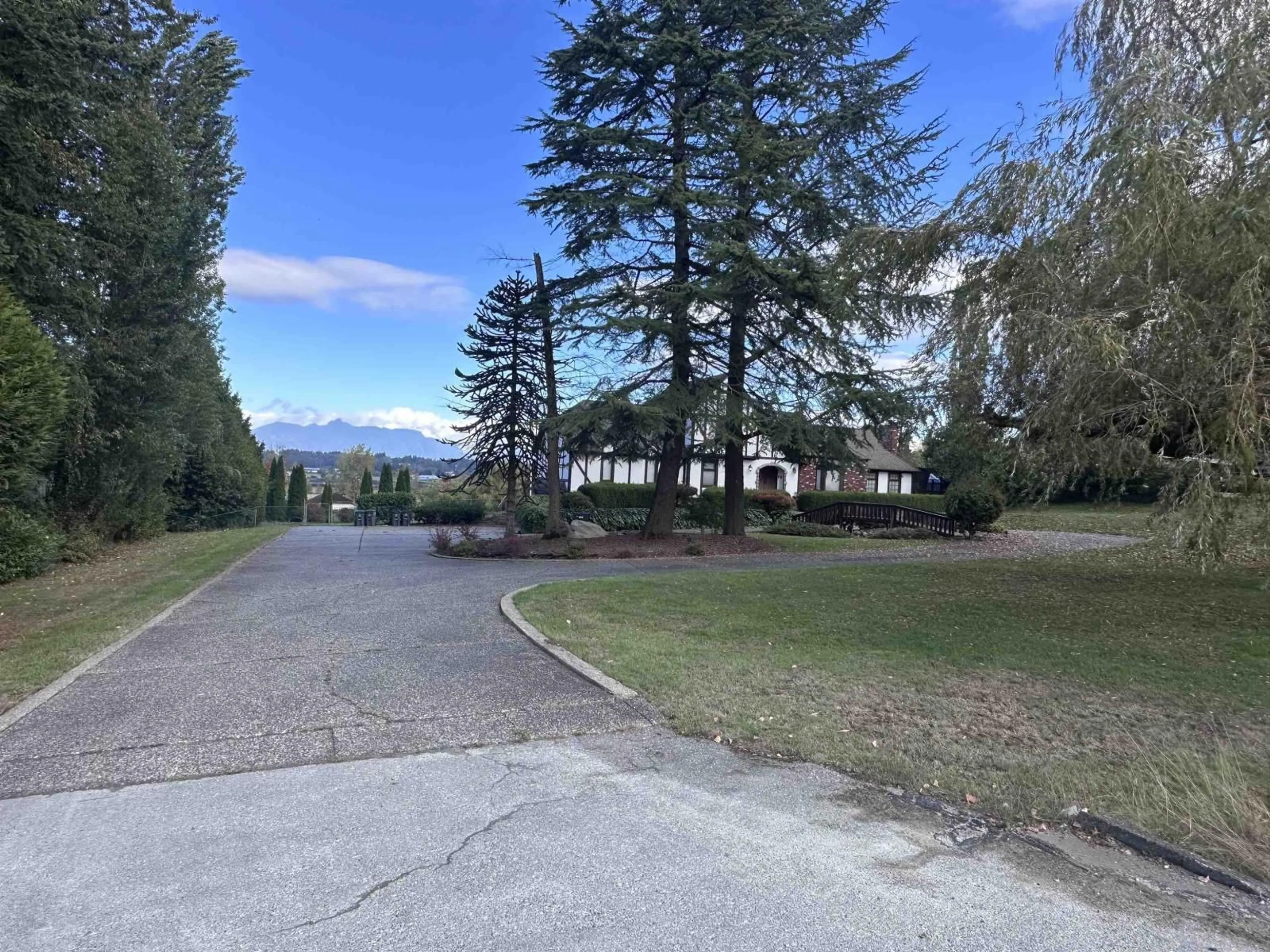 Unknown for 18065 72 AVENUE, Surrey British Columbia V4N6B7