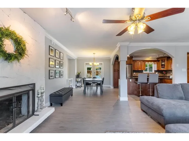 14917 92 AVENUE, Surrey 5