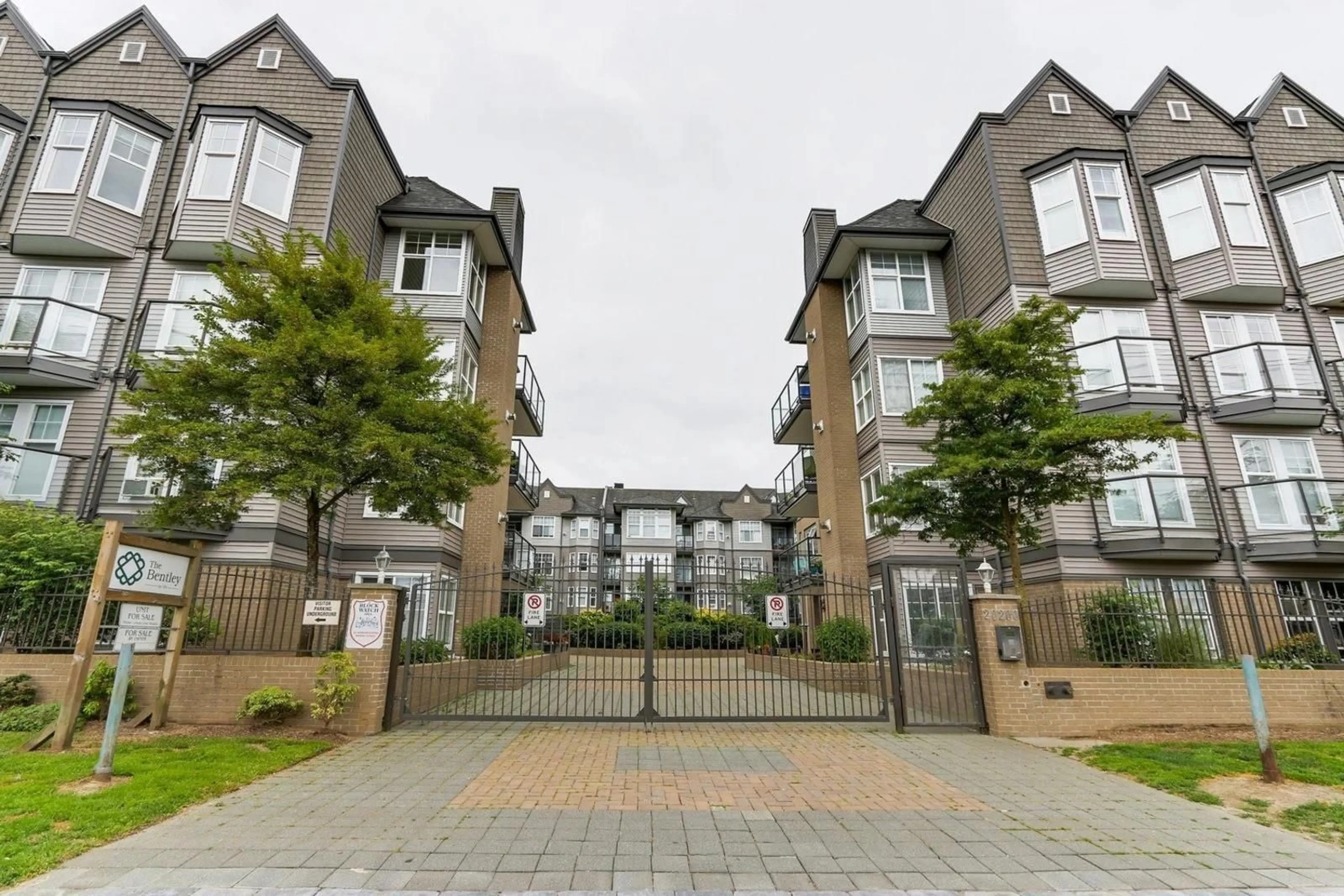 Patio, street for 217 - 20200 56 AVENUE, Langley British Columbia V3A8S1