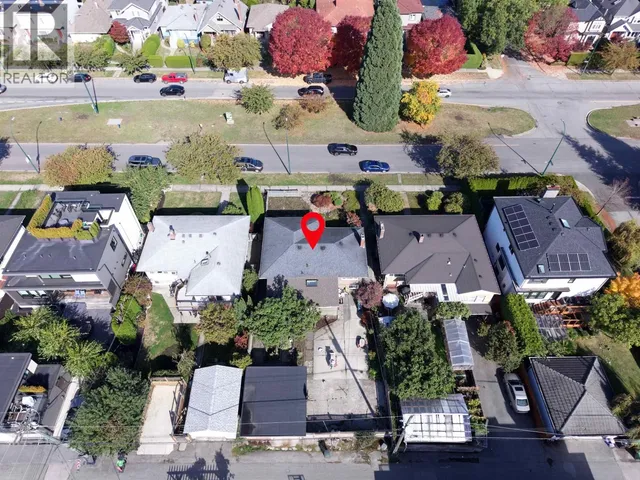 3232 16TH AVENUE, Vancouver 3