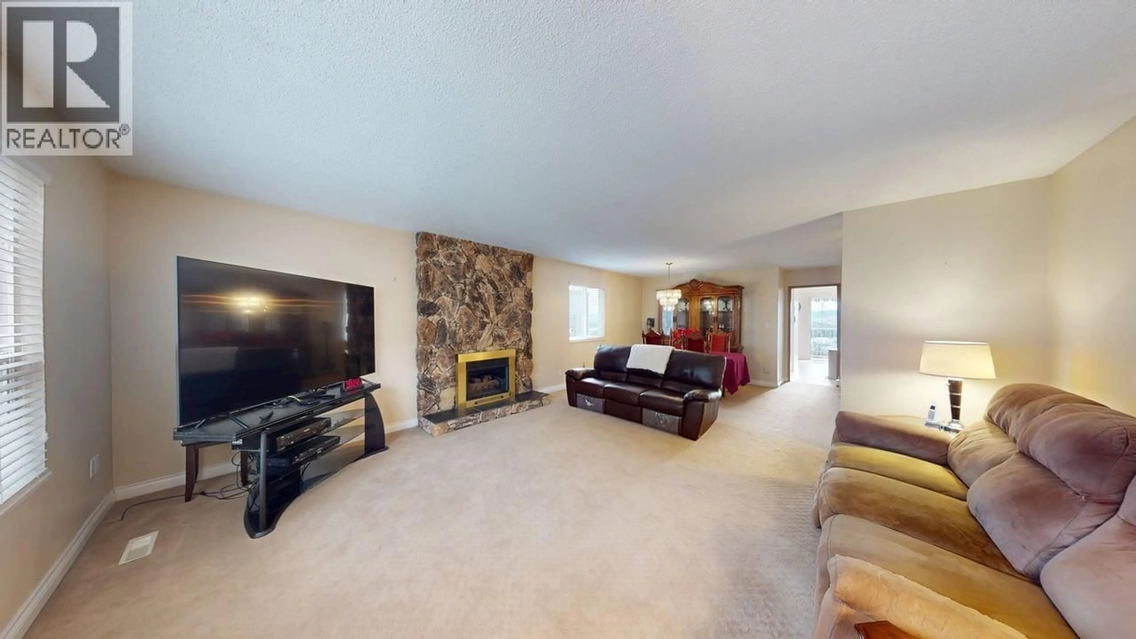Living room with furniture, unknown for 197 WARRICK STREET, Coquitlam British Columbia V3K6C1