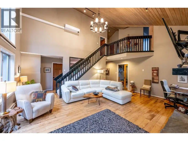 6272 BISHOP WAY, Whistler 5