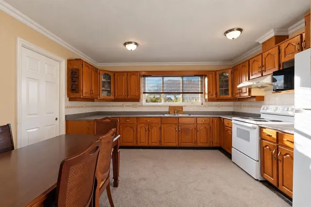 12302 68 AVENUE, Surrey 3