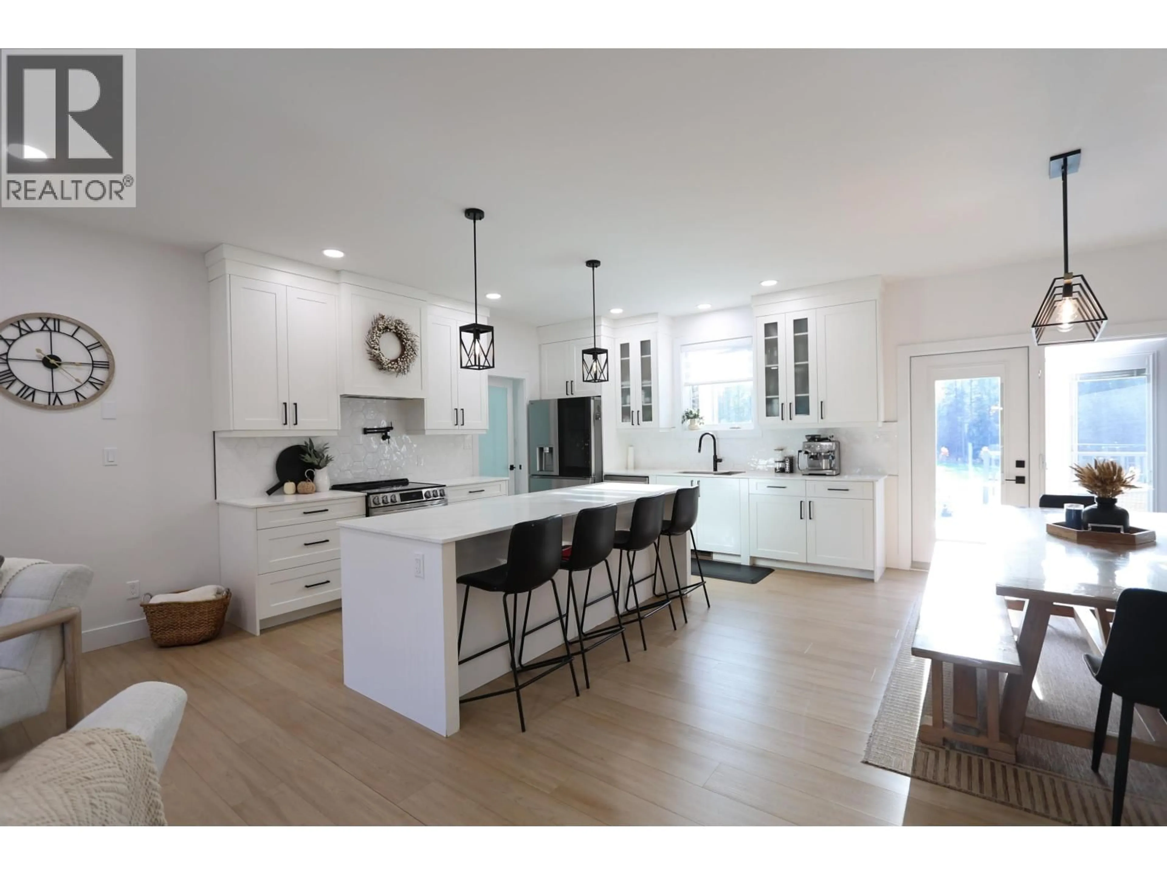 Open concept kitchen, unknown for 51925 GUEST FRONTAGE ROAD, Cluculz Lake British Columbia V0J3A3