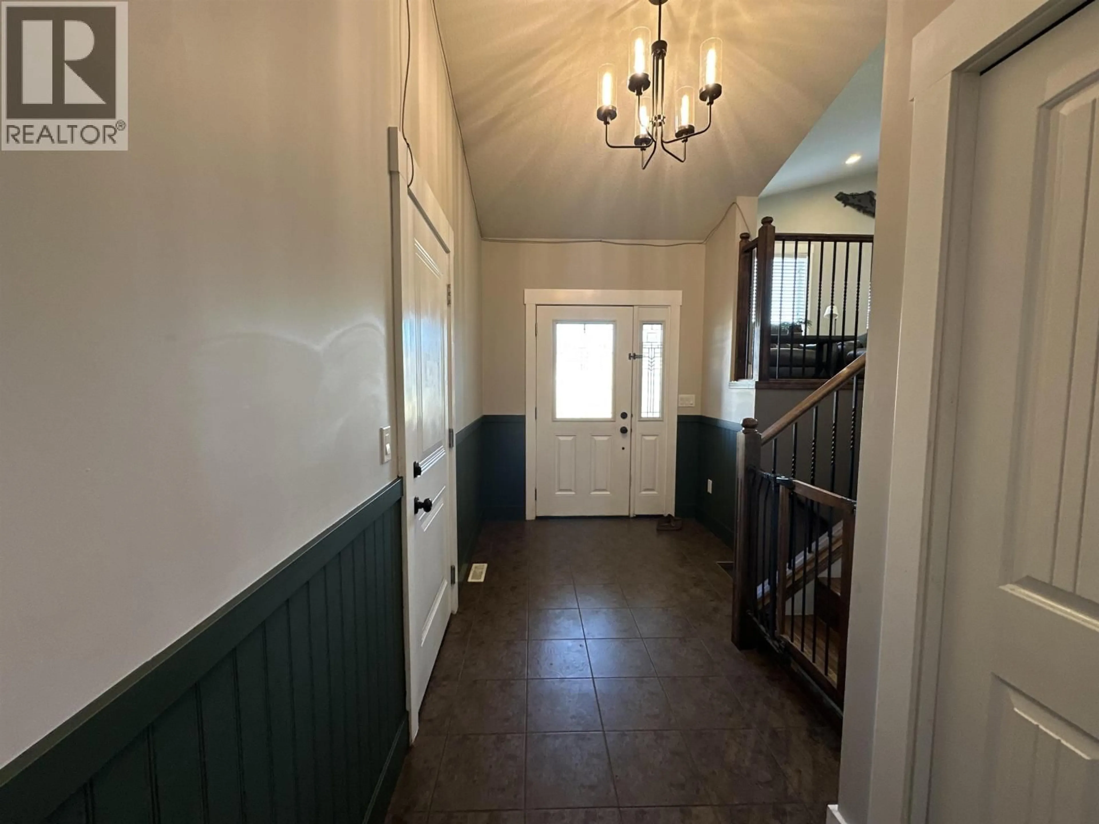 Indoor entryway for 10216 97 STREET, Taylor British Columbia V0C2K0