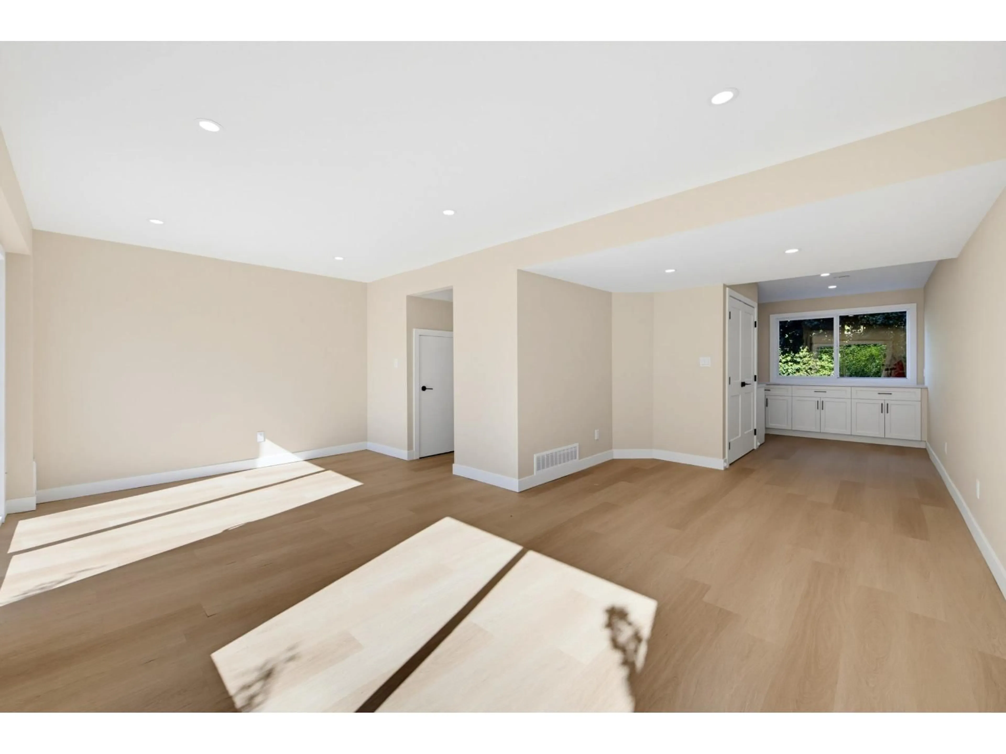 A pic of a room for 45 - 45185 WOLFE ROAD, Chilliwack British Columbia V2P1V5
