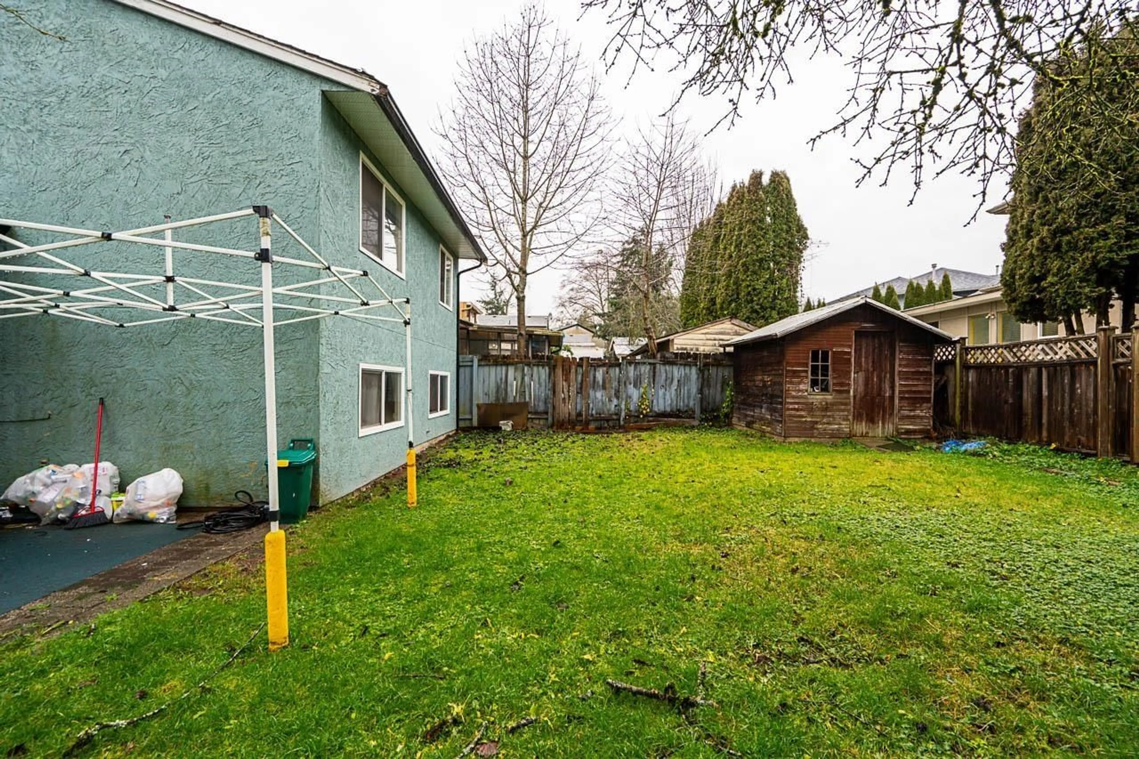Patio, street for 6666 133B STREET, Surrey British Columbia V3W7E9
