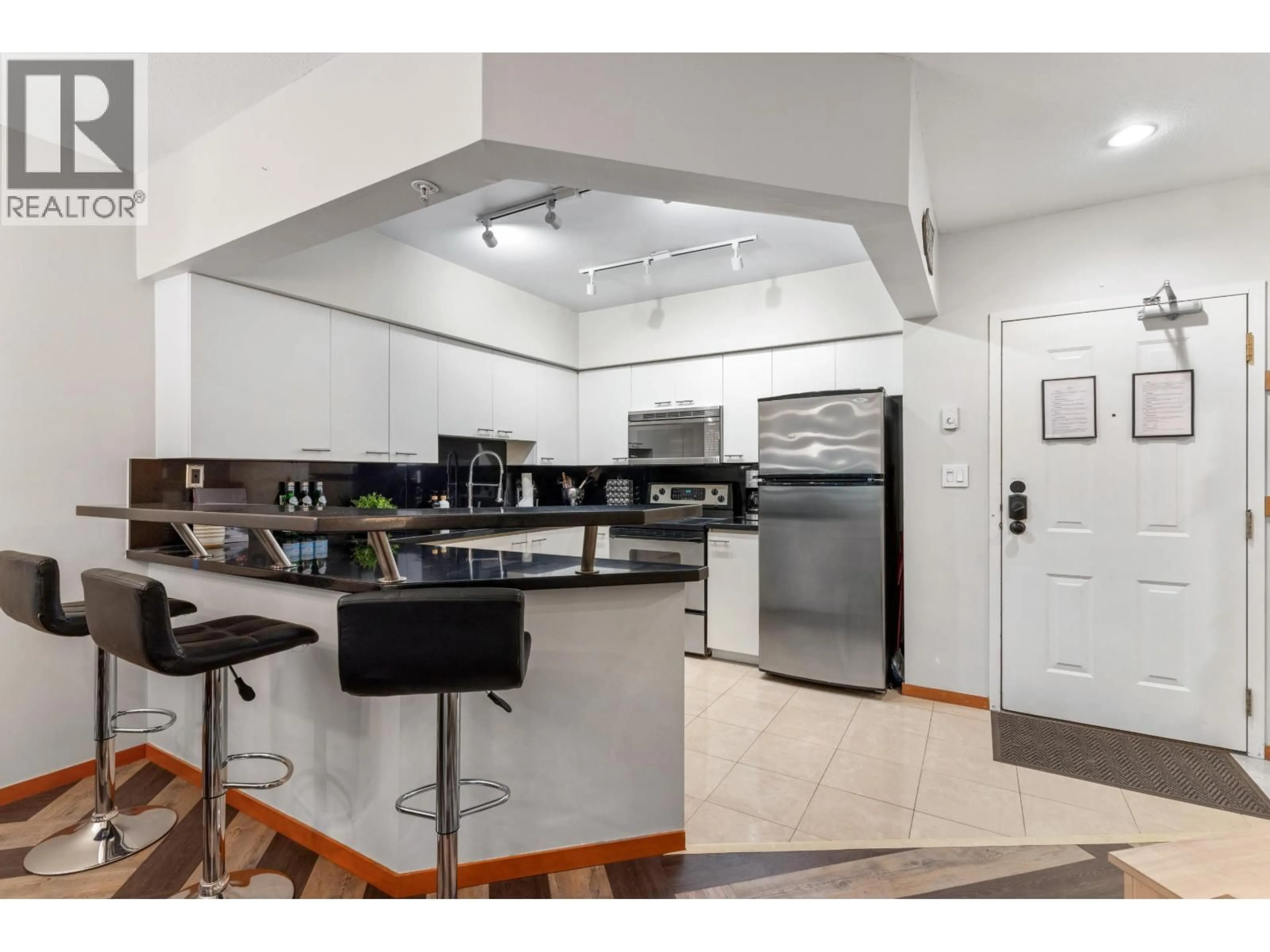 Unknown for 102 - 4821 SPEARHEAD DRIVE, Whistler British Columbia V8E1E8